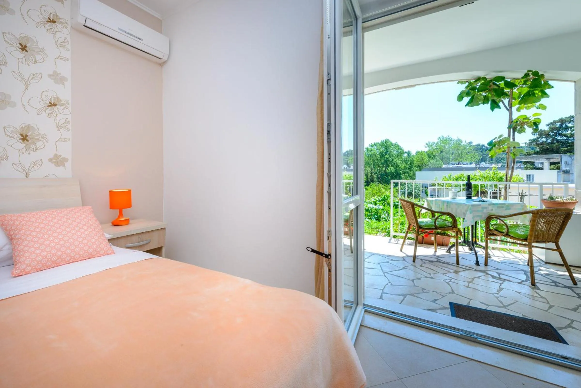 Bed in Villa Ive
