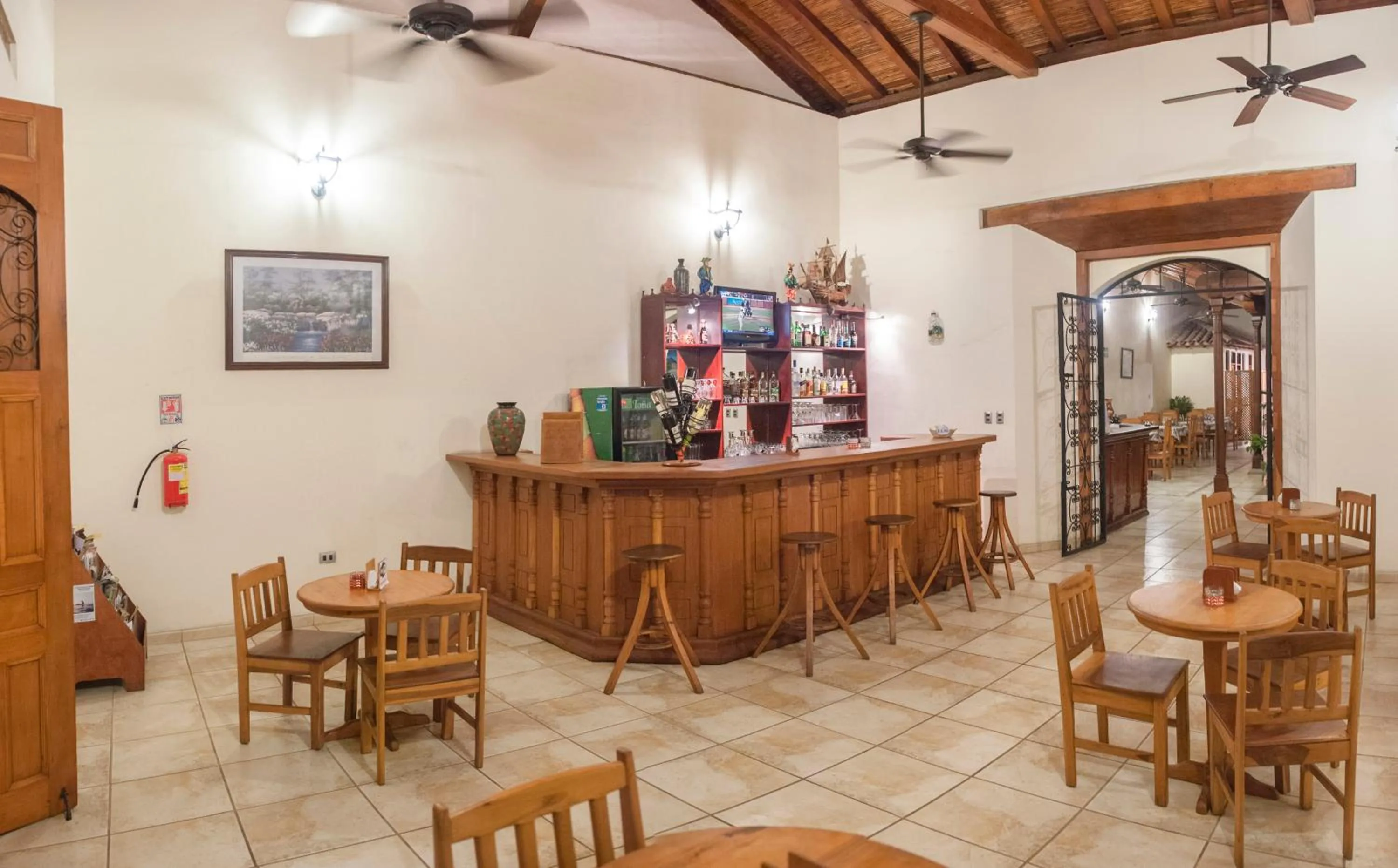 Lounge or bar in El Almirante