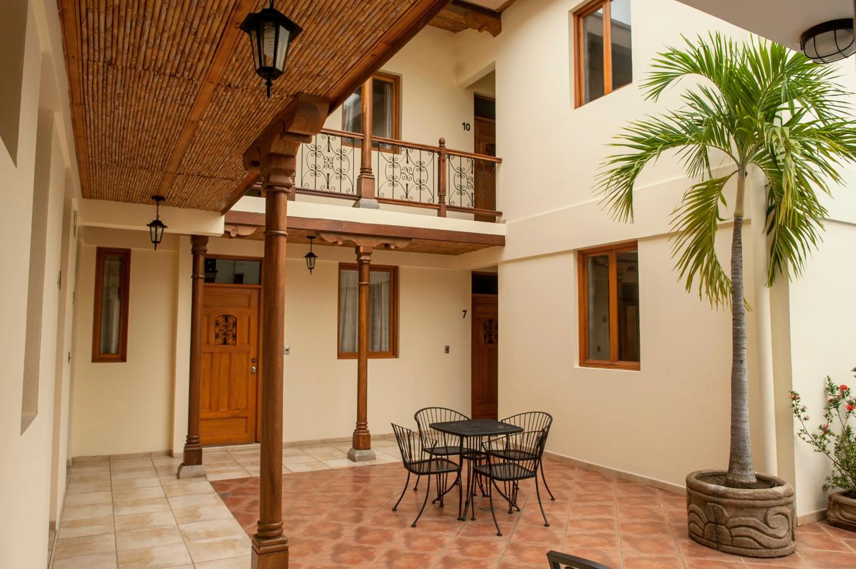 Other in El Almirante