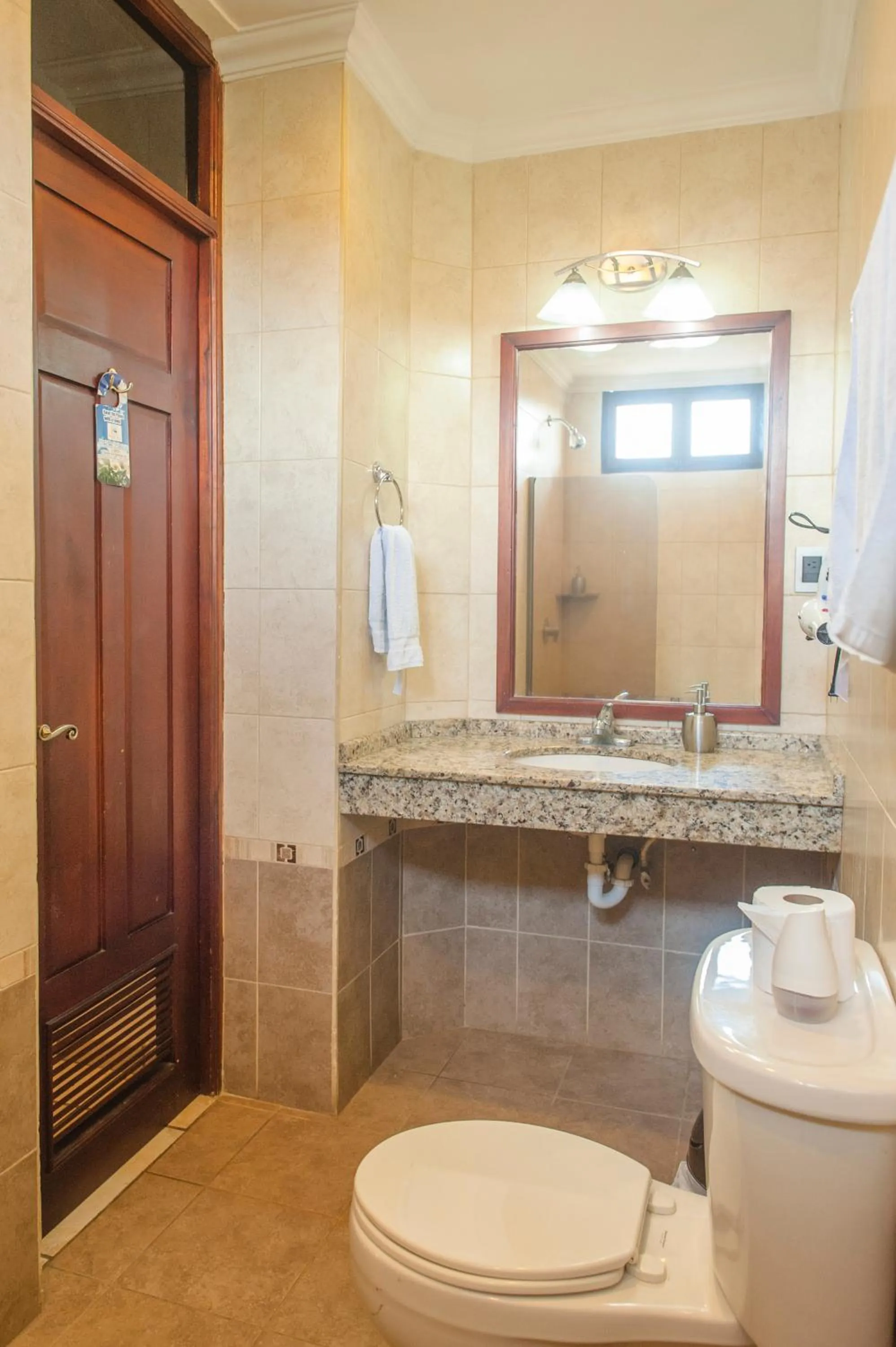 Bathroom in El Almirante