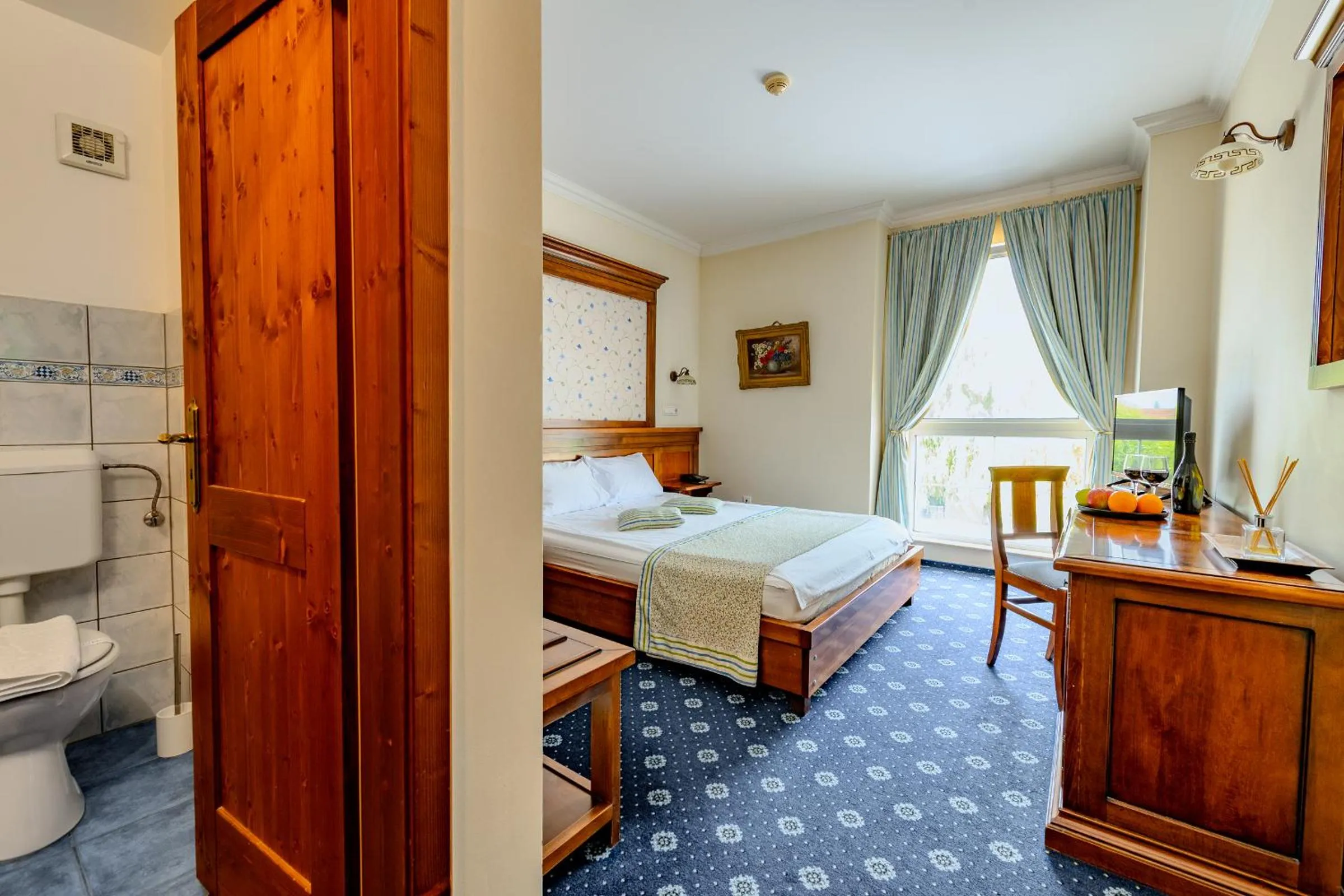 Double or Twin Room - single occupancy in Hotel Casa De La Rosa