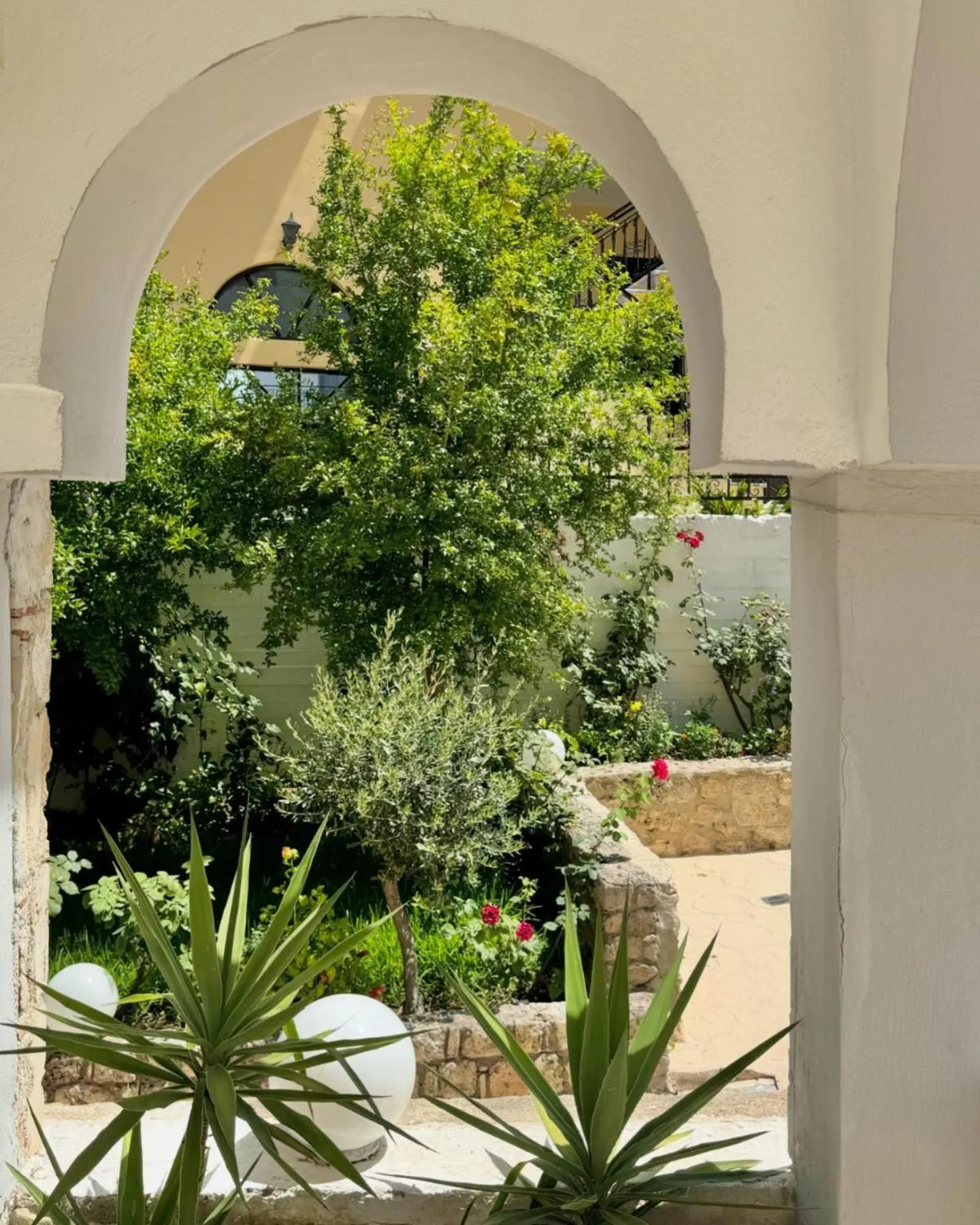 Property building in Hotel Pighi