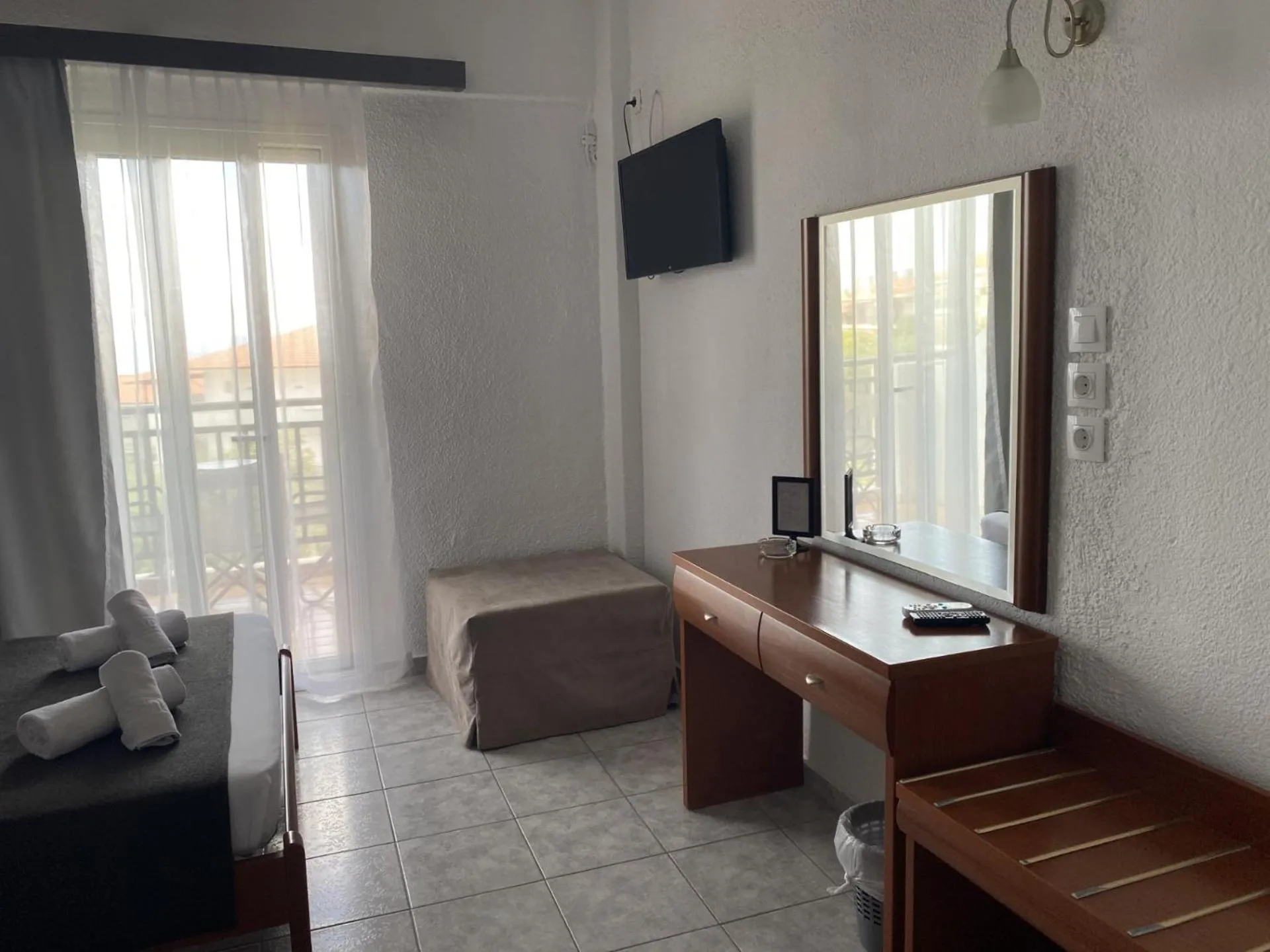 Photo of the whole room in Hotel Pighi