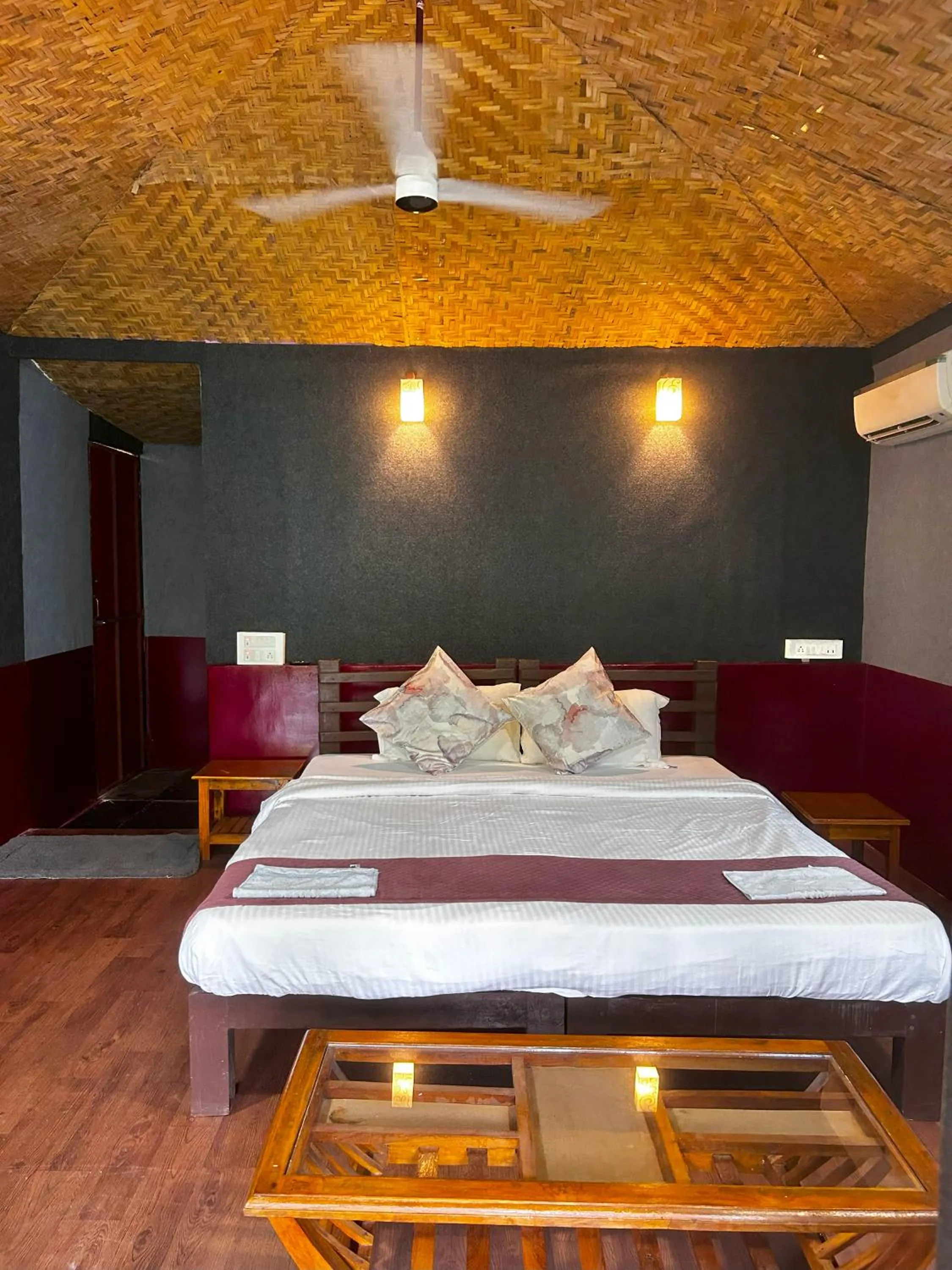 View (from property/room), Bed in Samyama Retreat