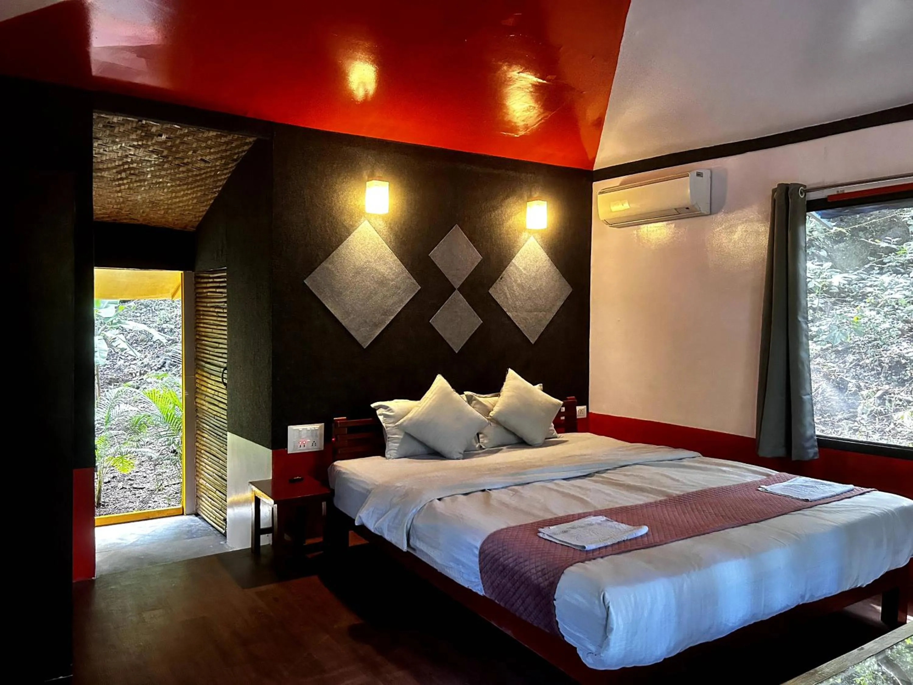 View (from property/room), Bed in Samyama Retreat