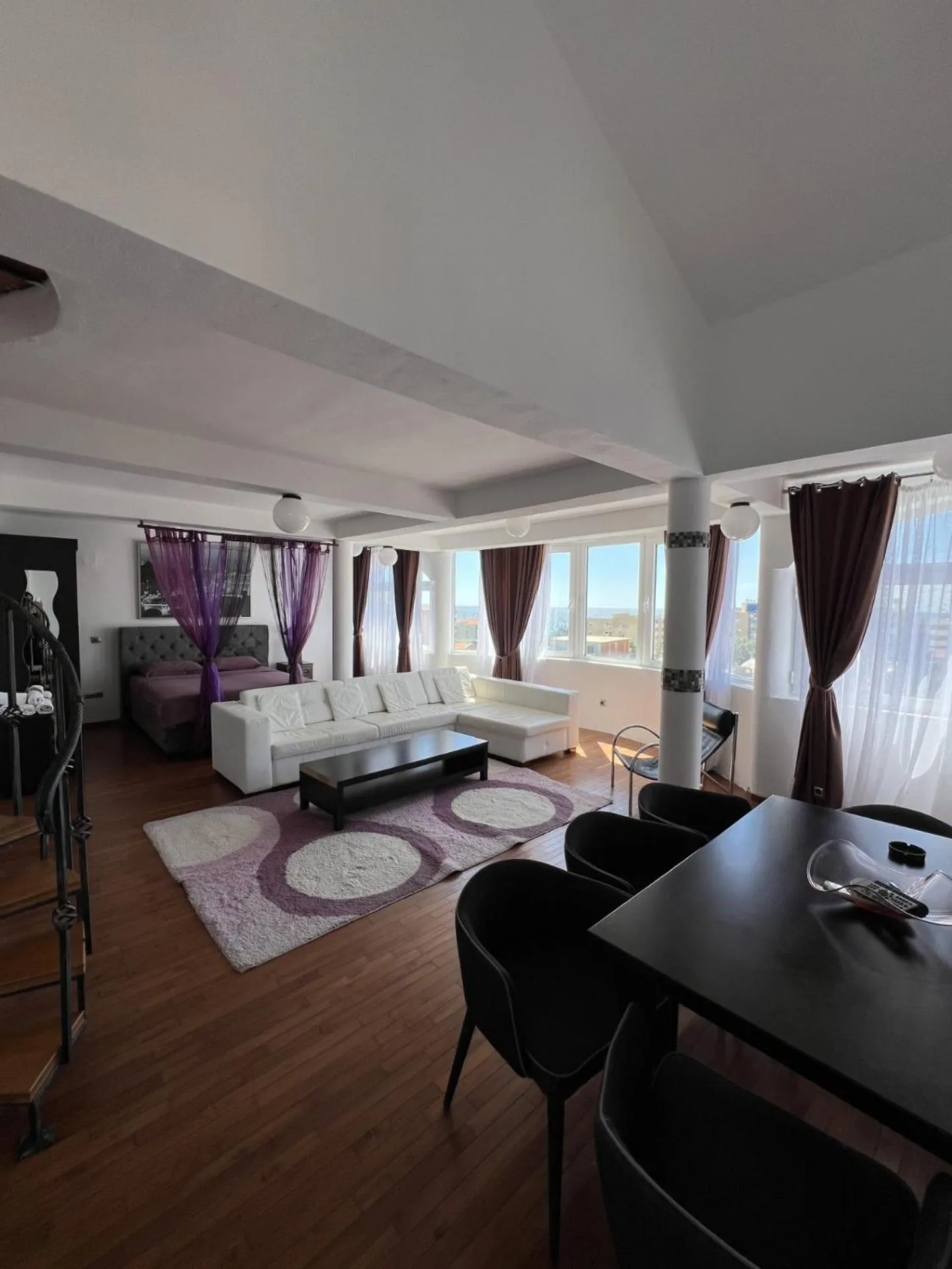 Duplex Apartment in Accommodation Royal Azur