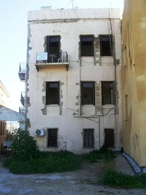 Facade/entrance in Rooms 47
