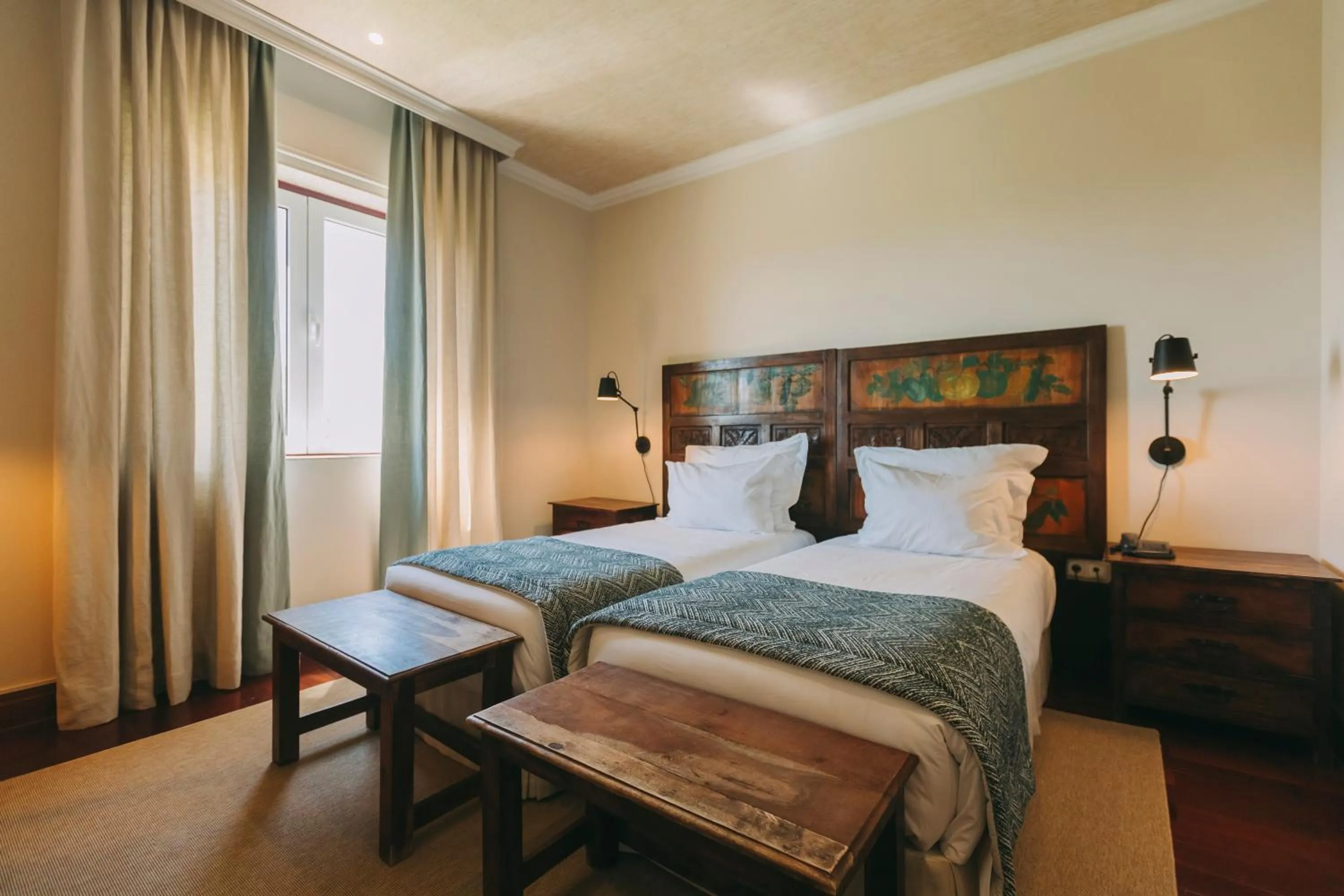 Bed in The Manor House Celeirós