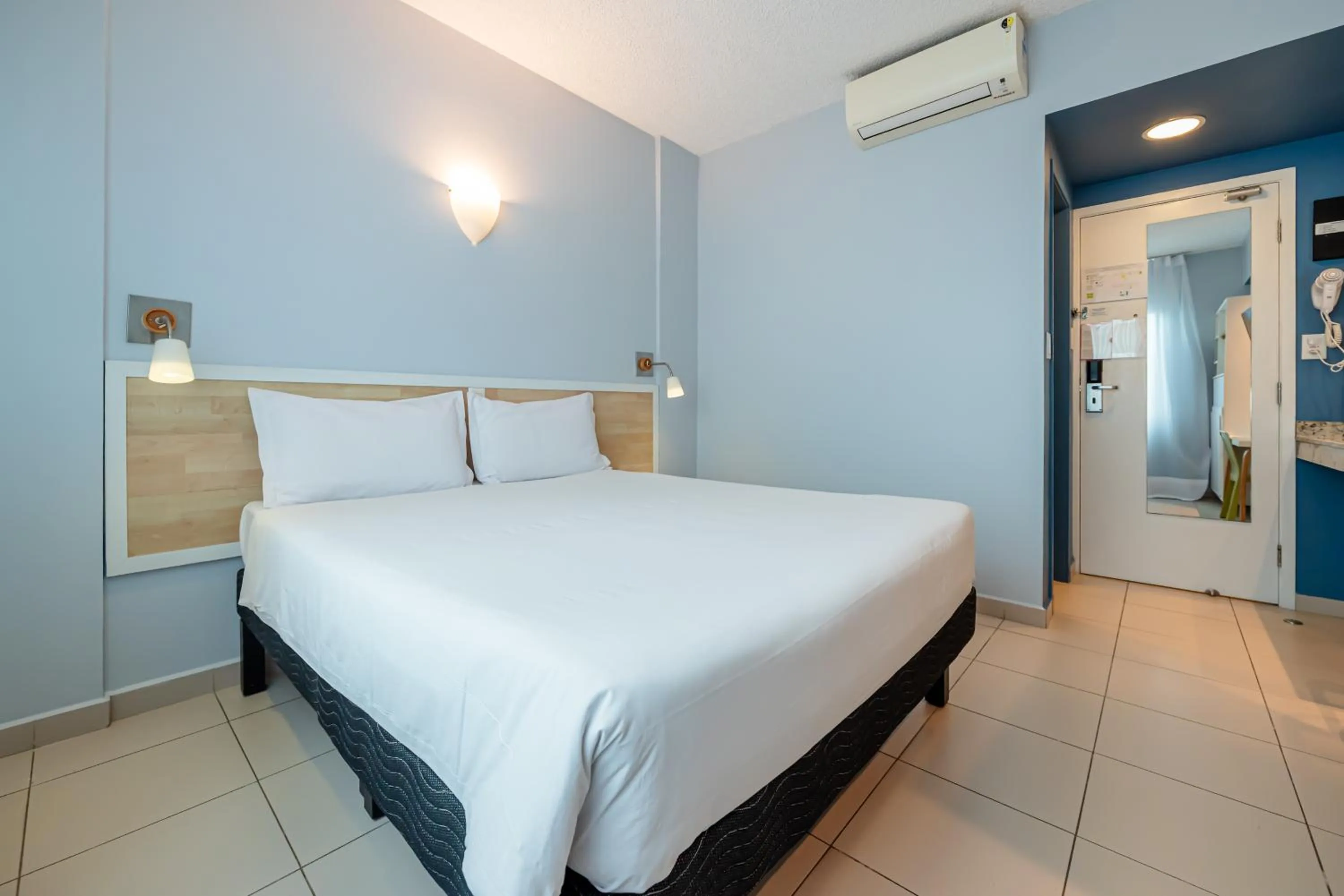 Bed in ibis Styles Manaus