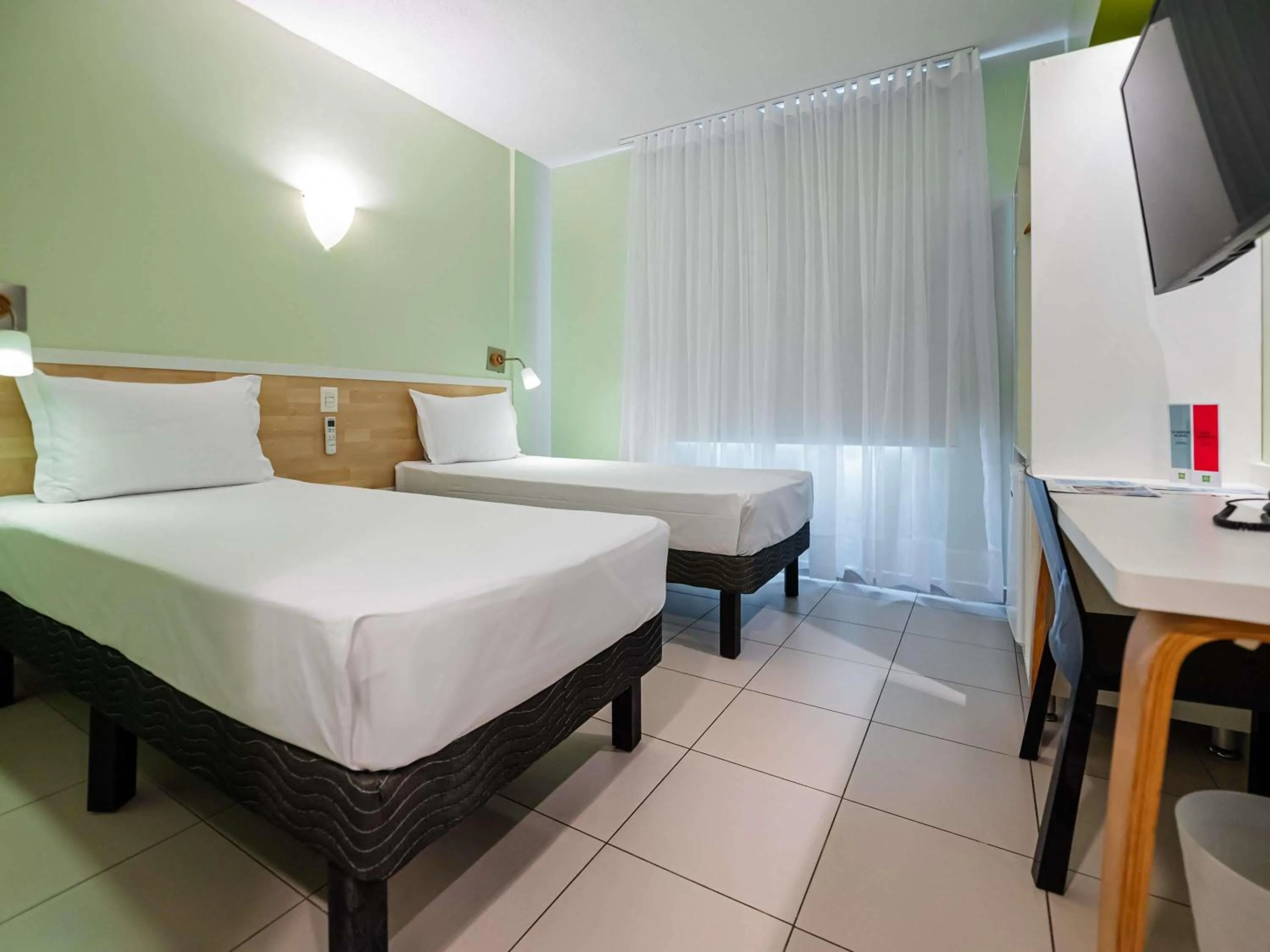 Bedroom, Bed in ibis Styles Manaus