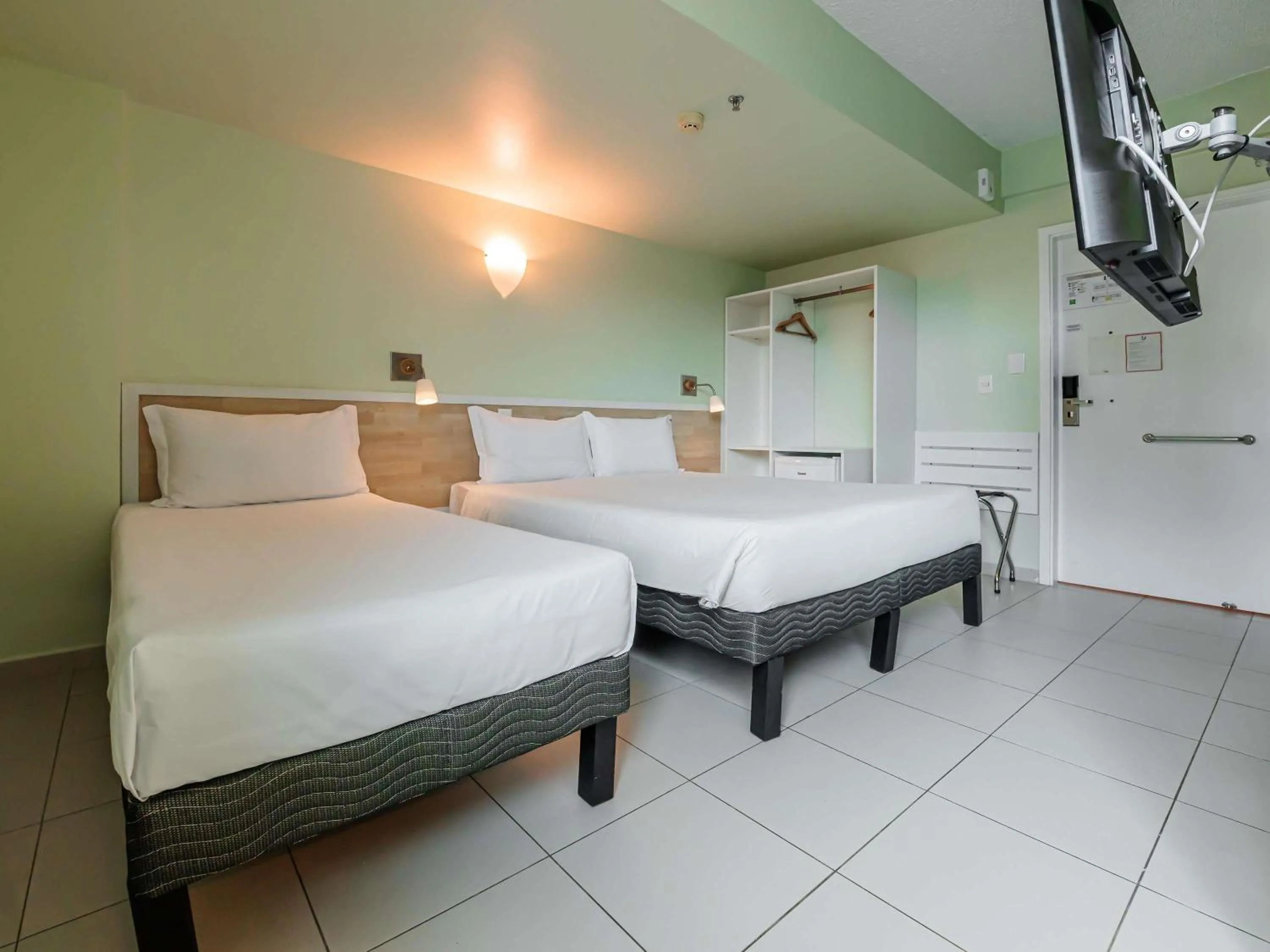 Bedroom, Bed in ibis Styles Manaus