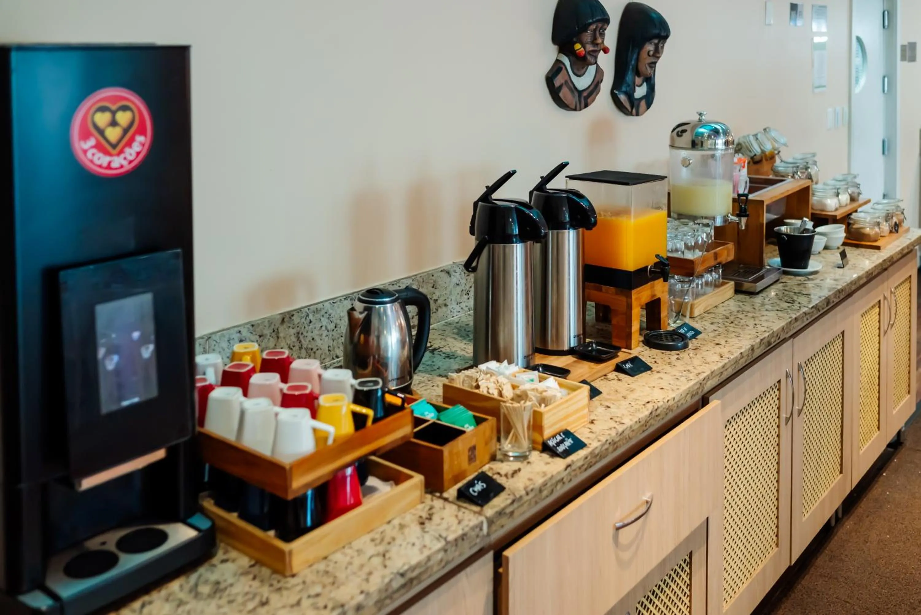 Coffee/tea facilities in ibis Styles Manaus