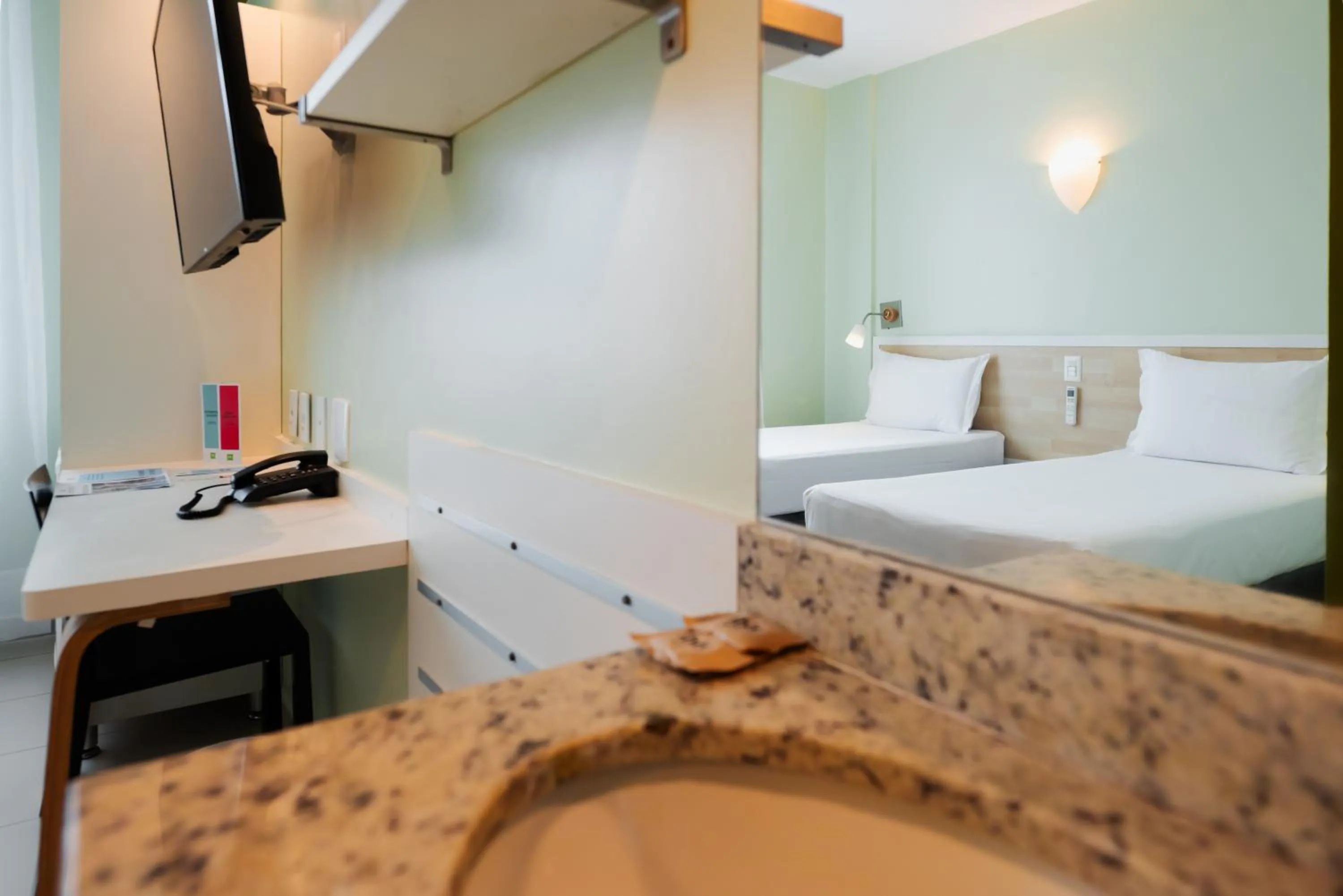 TV and multimedia, Bed in ibis Styles Manaus