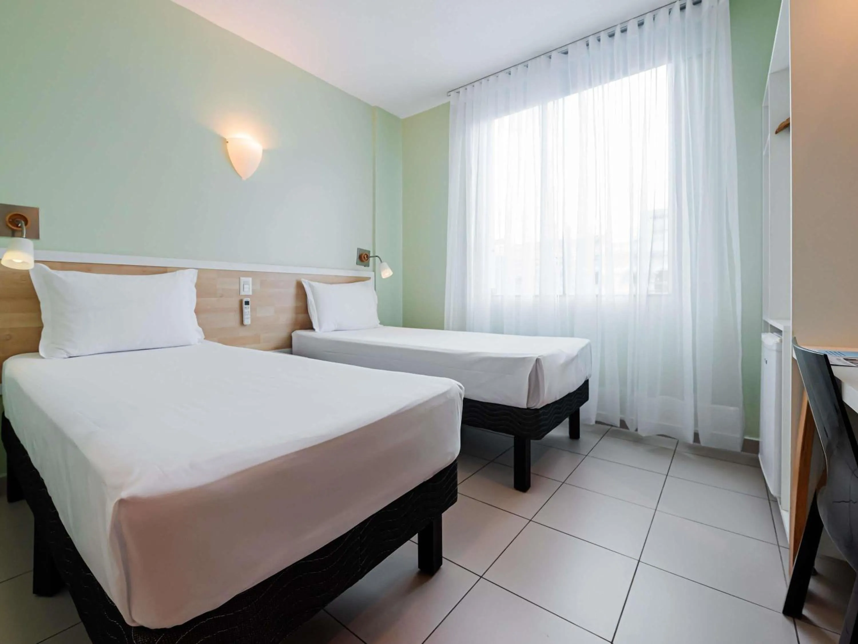 Bedroom, Bed in ibis Styles Manaus