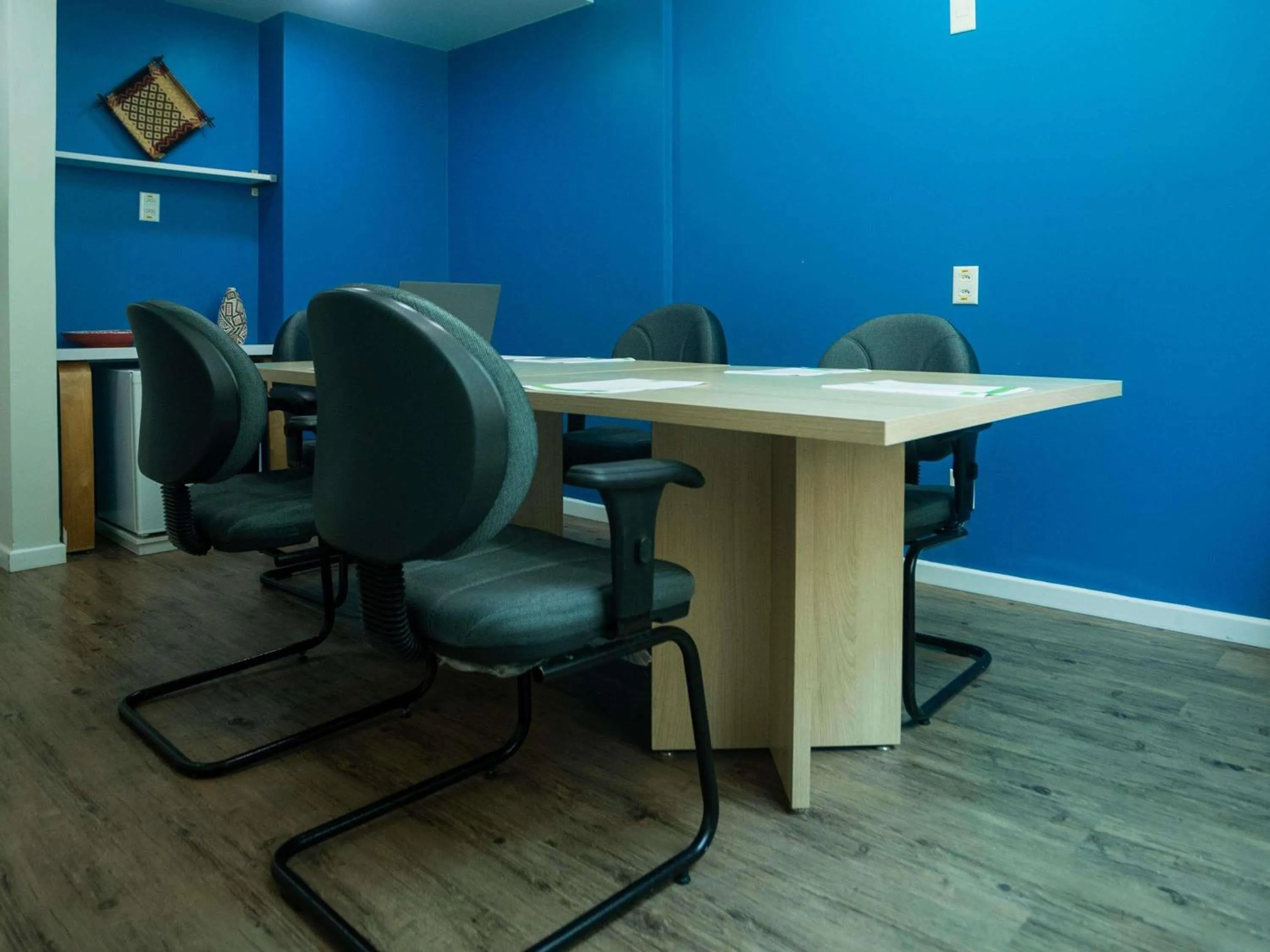 Meeting/conference room in ibis Styles Manaus