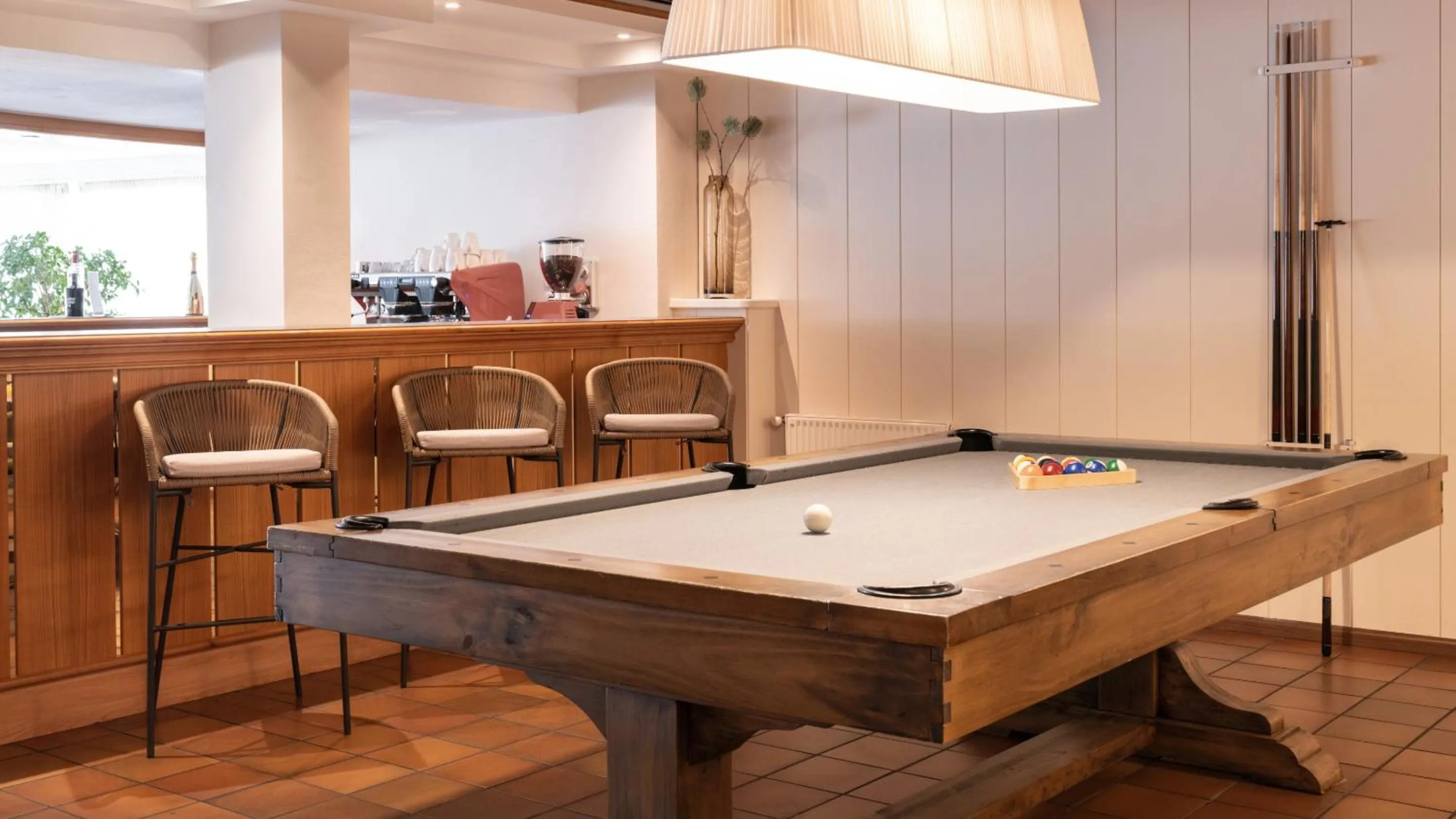Billiard in Hotel Villa Laurus