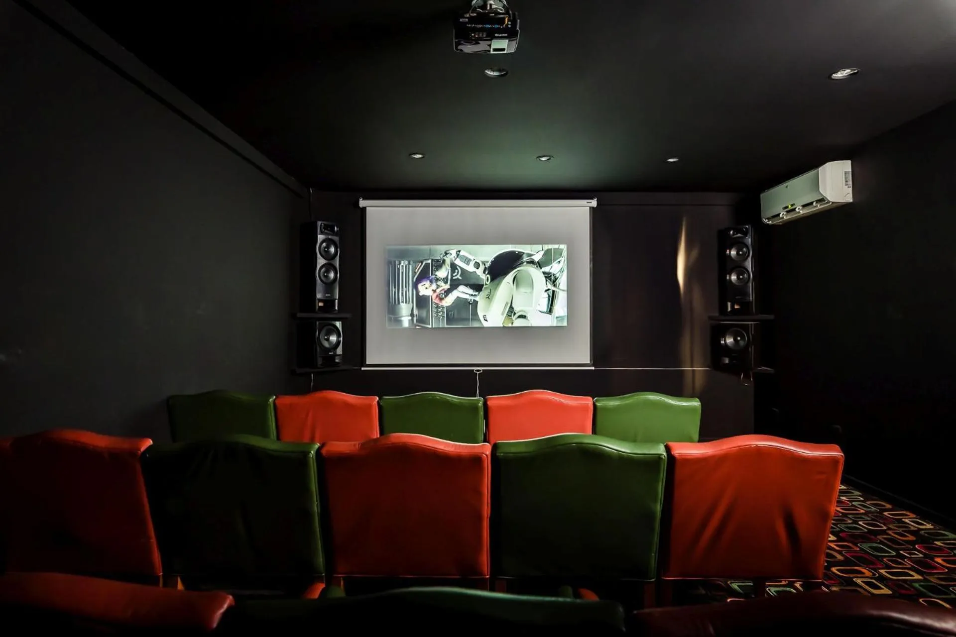 Area and facilities in Margaritaville Beach Resort Playa Flamingo