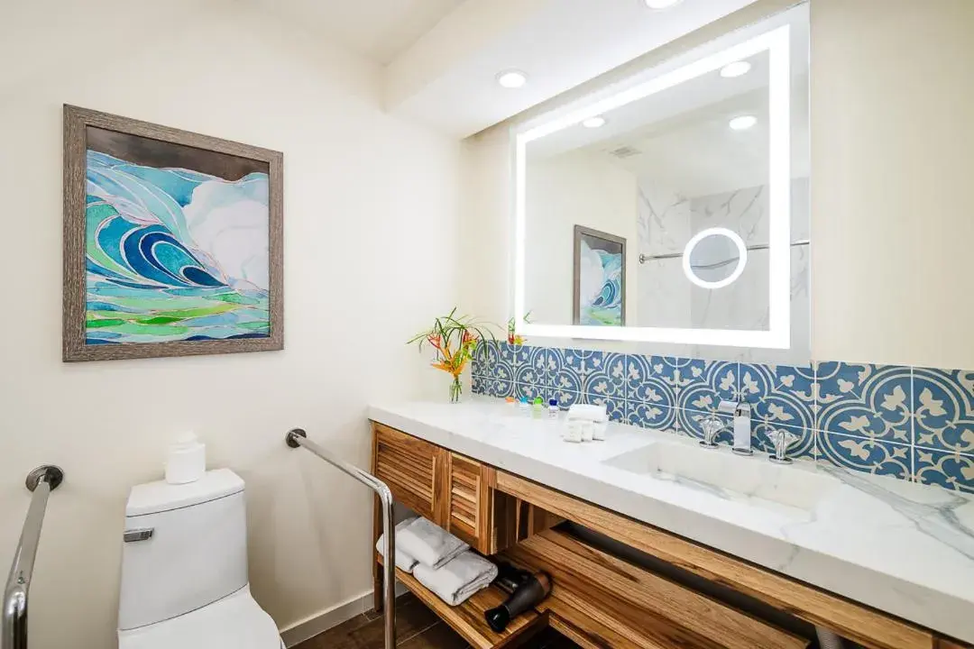 King Room with Pool View - single occupancy in Margaritaville Beach Resort Playa Flamingo King Room with Pool View - single occupancy in Margaritaville Beach Resort Playa Flamingo