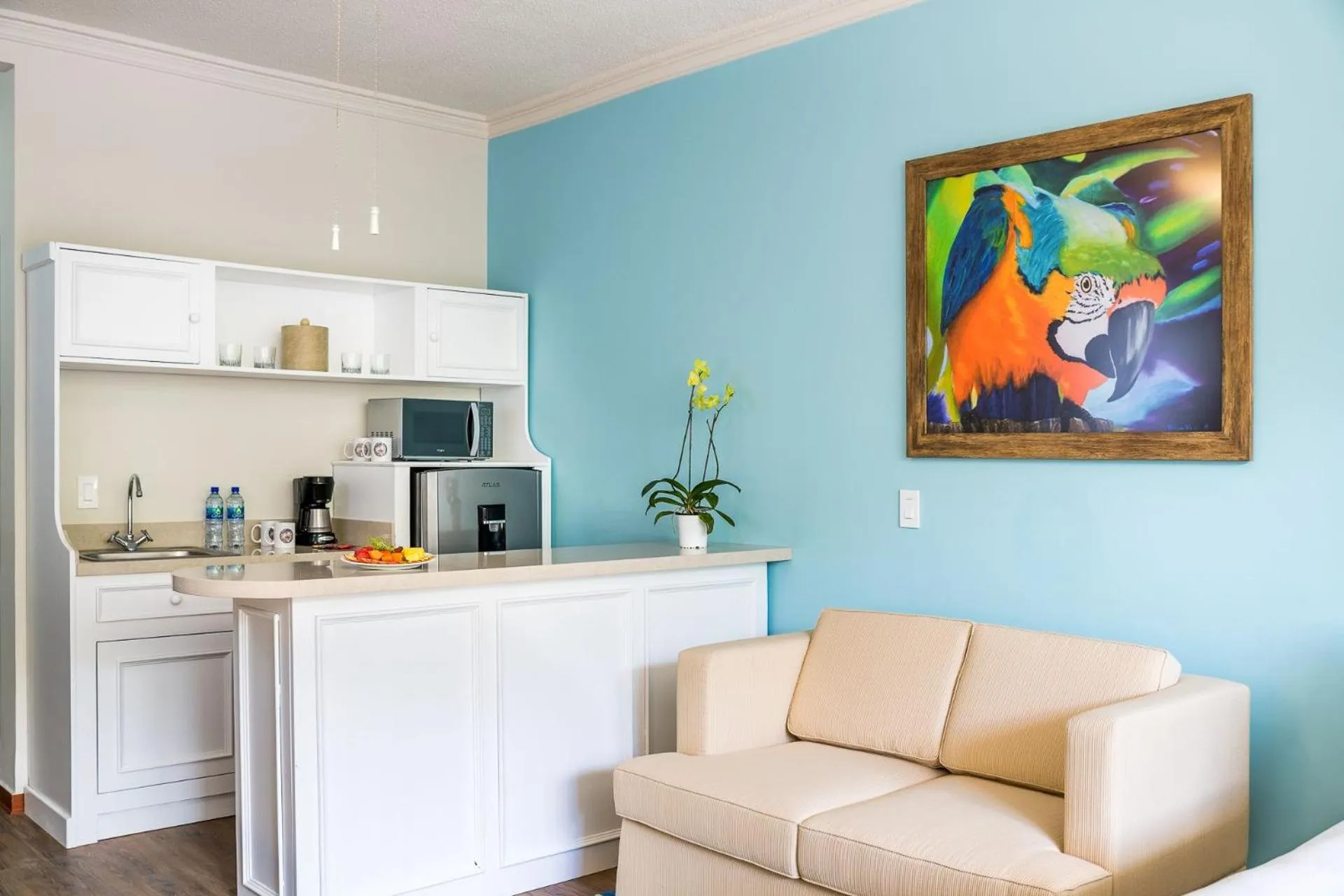 Kitchen or kitchenette in Margaritaville Beach Resort Playa Flamingo