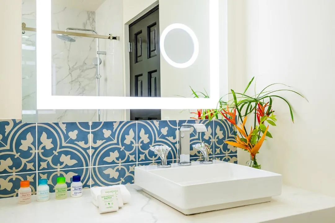 Bathroom in Margaritaville Beach Resort Playa Flamingo