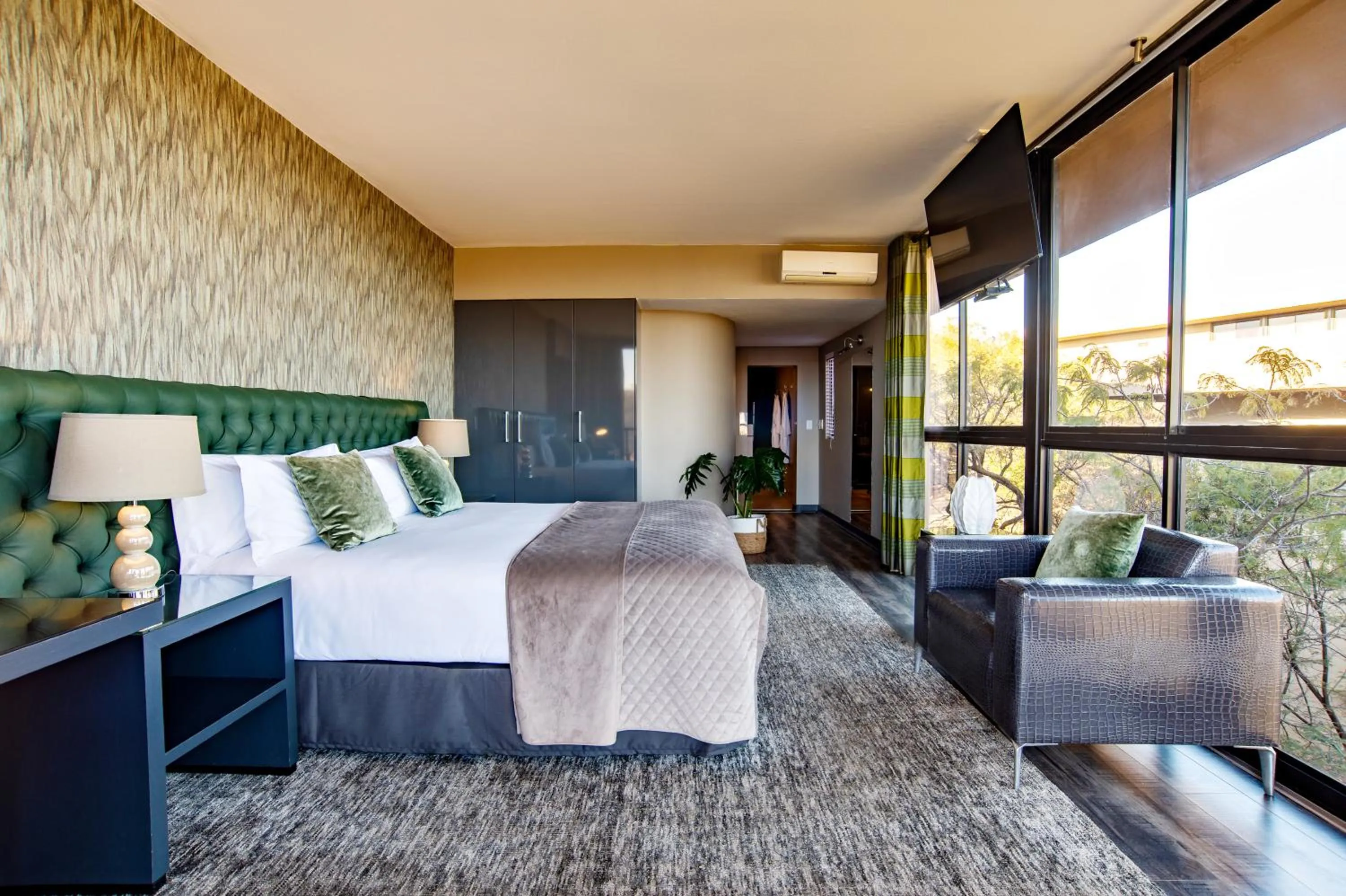 Bedroom, Bed in Thaba Eco Hotel