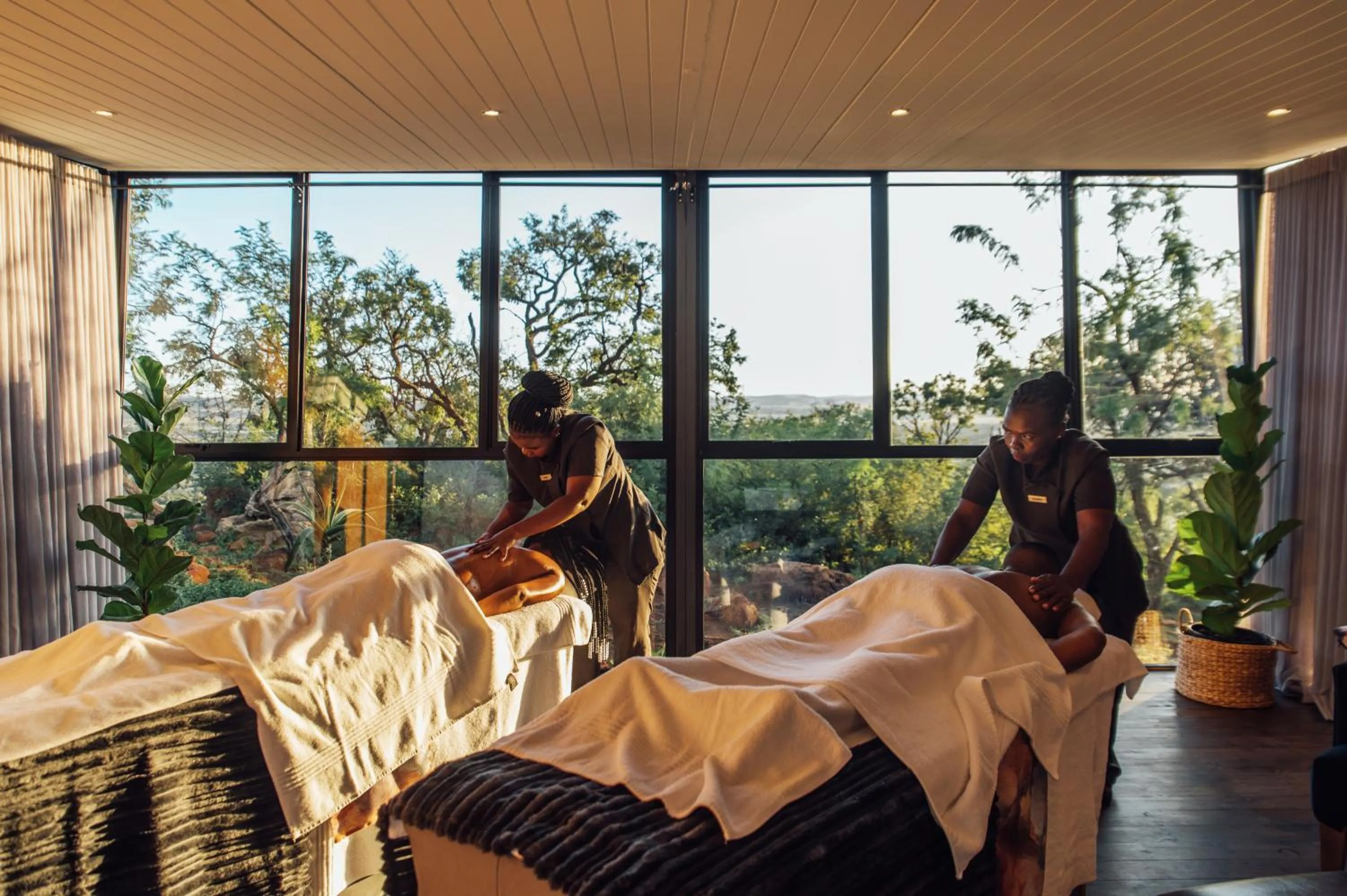 Massage, Bed in Thaba Eco Hotel