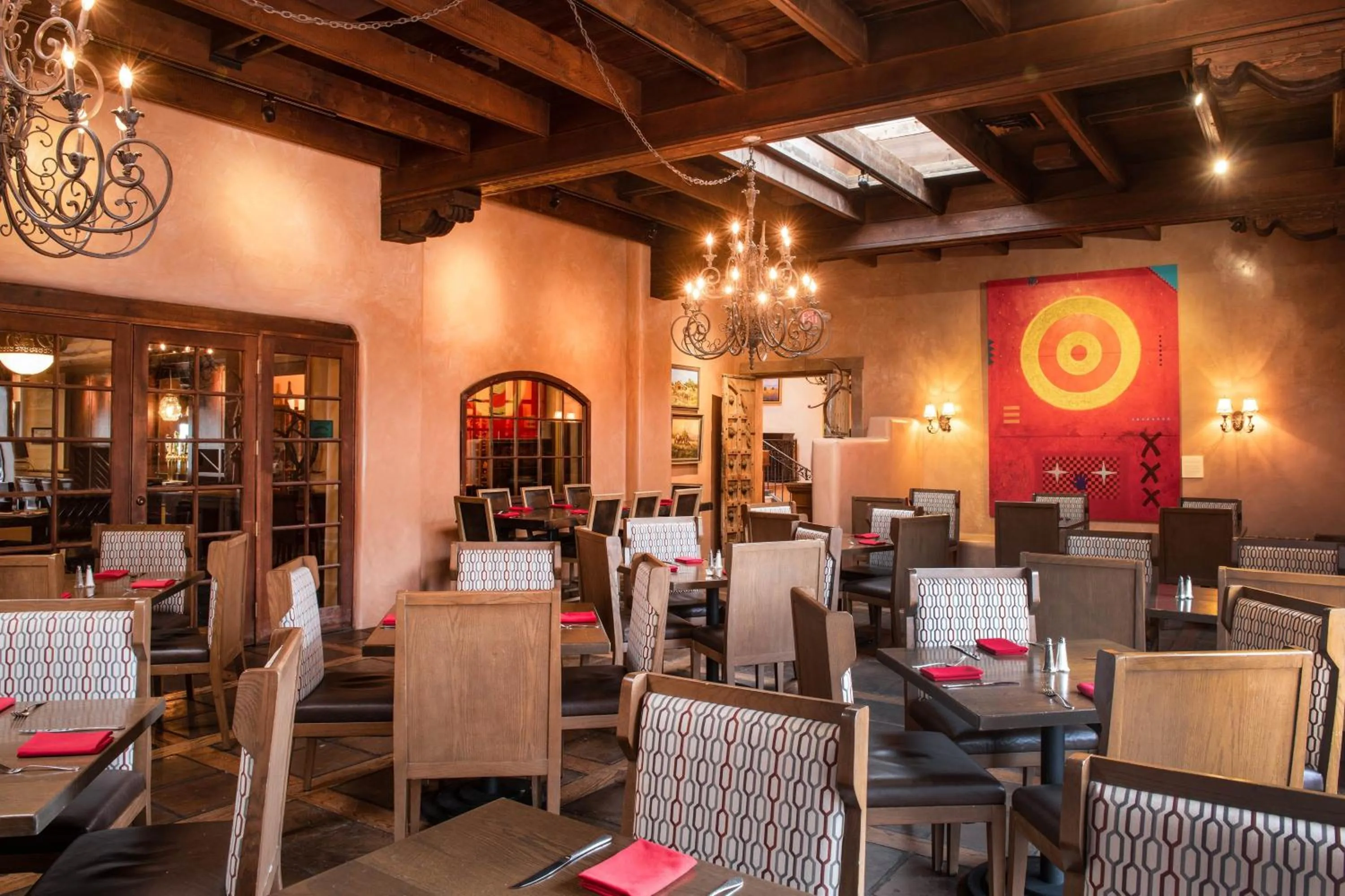 Lounge or bar in La Posada De Santa Fe, a Tribute Portfolio Resort & Spa