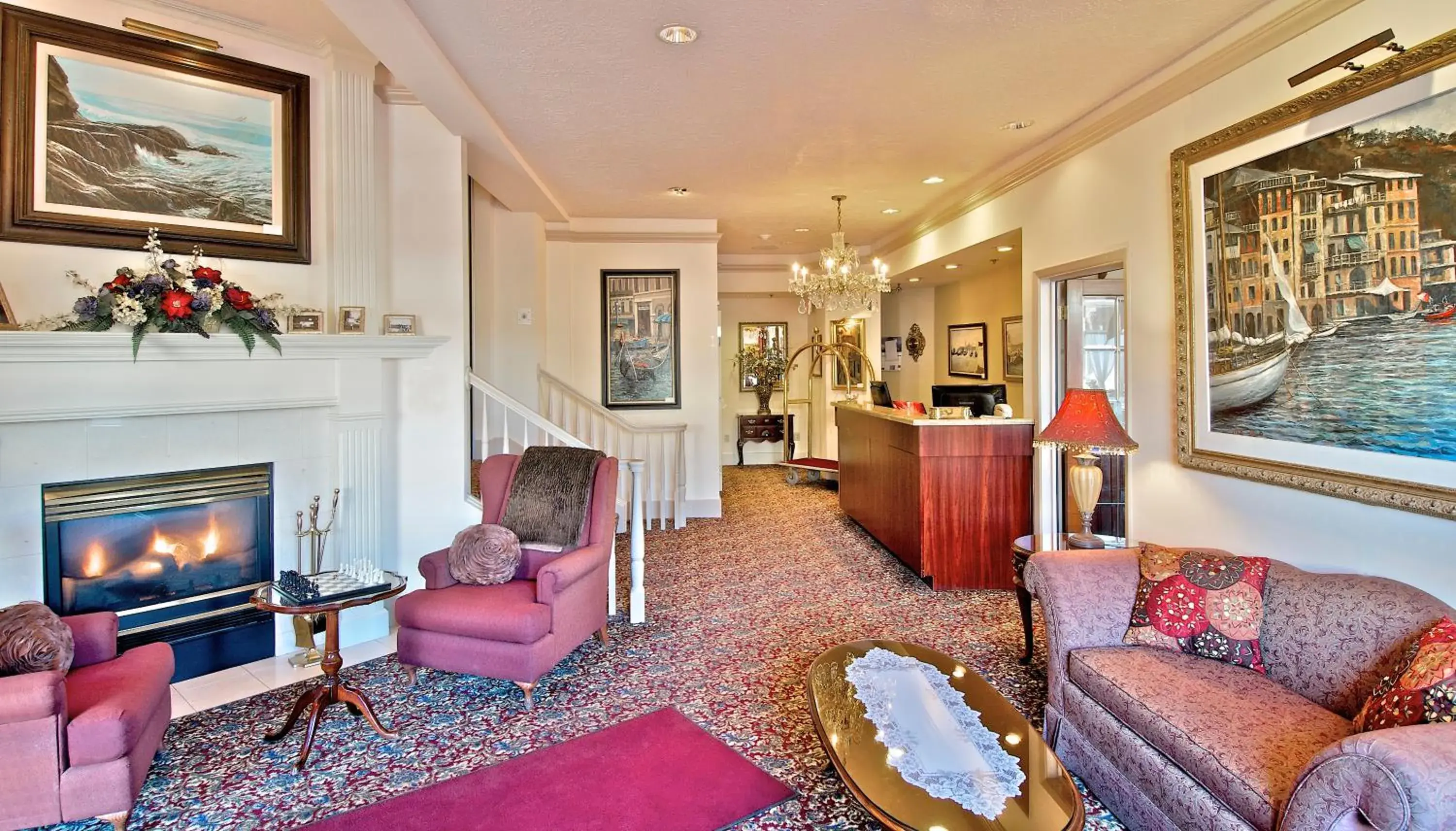 Living room in Historic Anchorage Hotel Living room in Historic Anchorage Hotel