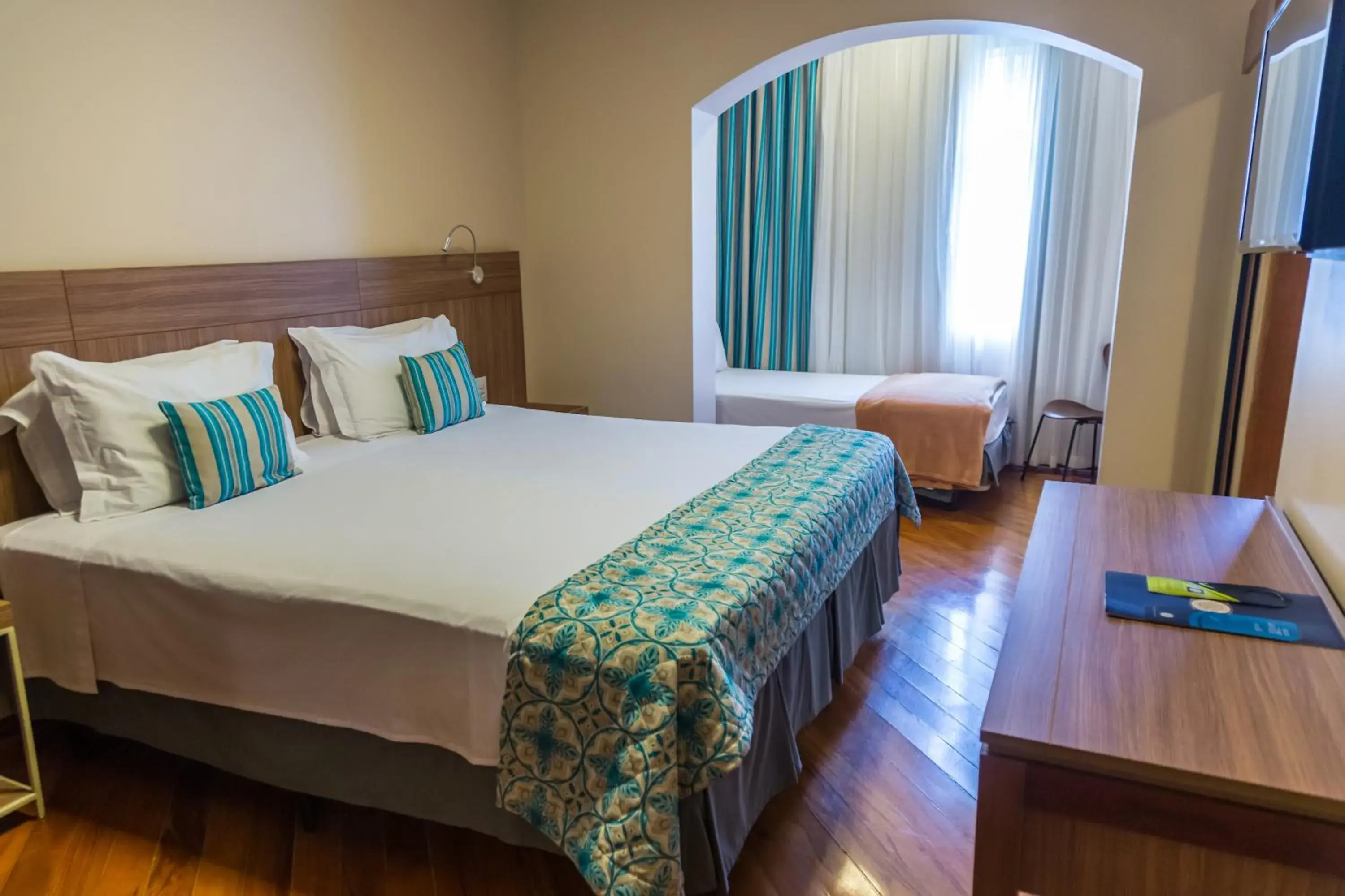 Luxury Triple Room in Grand Resort Serra Negra Luxury Triple Room in Grand Resort Serra Negra