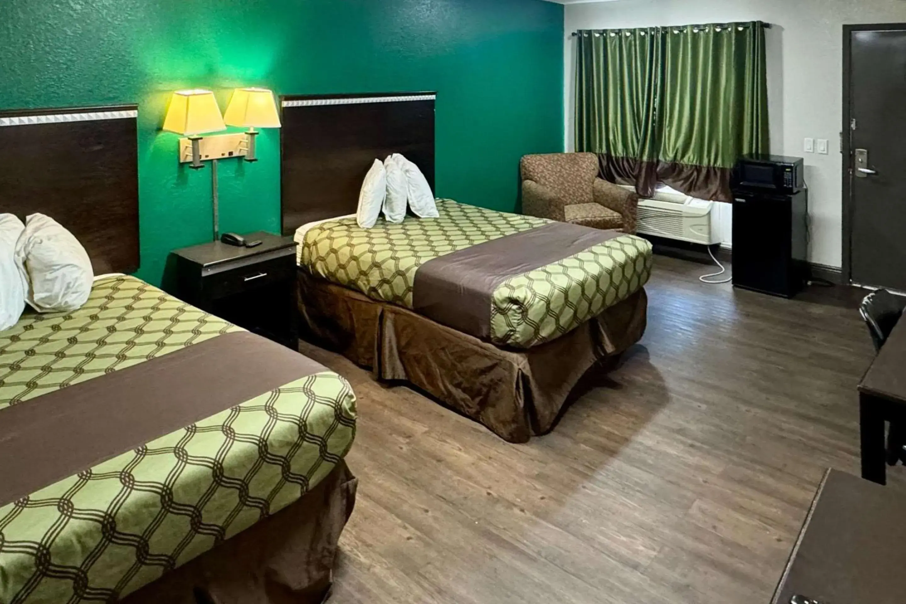 Bedroom, Bed in Rodeway Inn Georgetown Bedroom, Bed in Rodeway Inn Georgetown