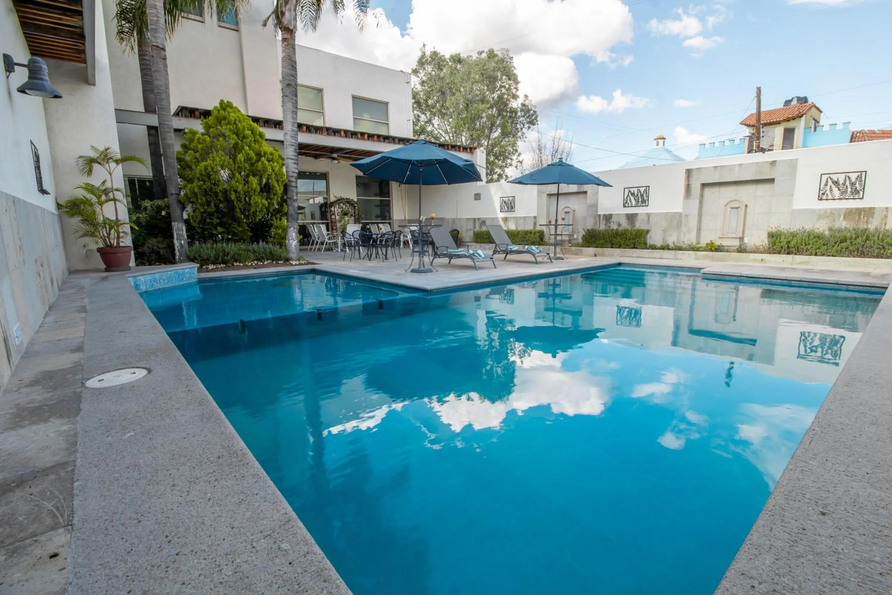 Swimming pool in Hecthorny San Carlos Tequisquiapan, BW Signature Collection