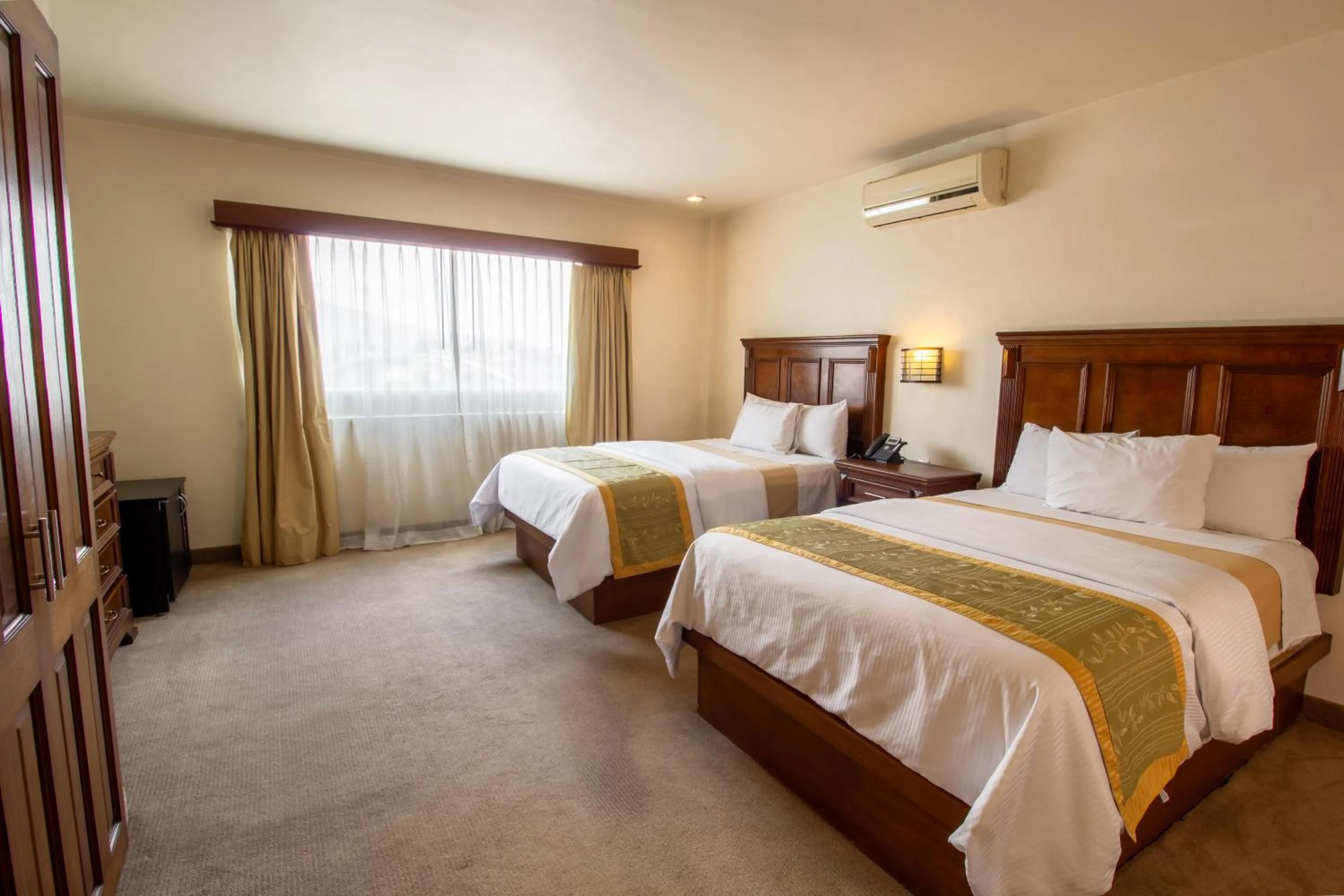 Bed in Hecthorny San Carlos Tequisquiapan, BW Signature Collection