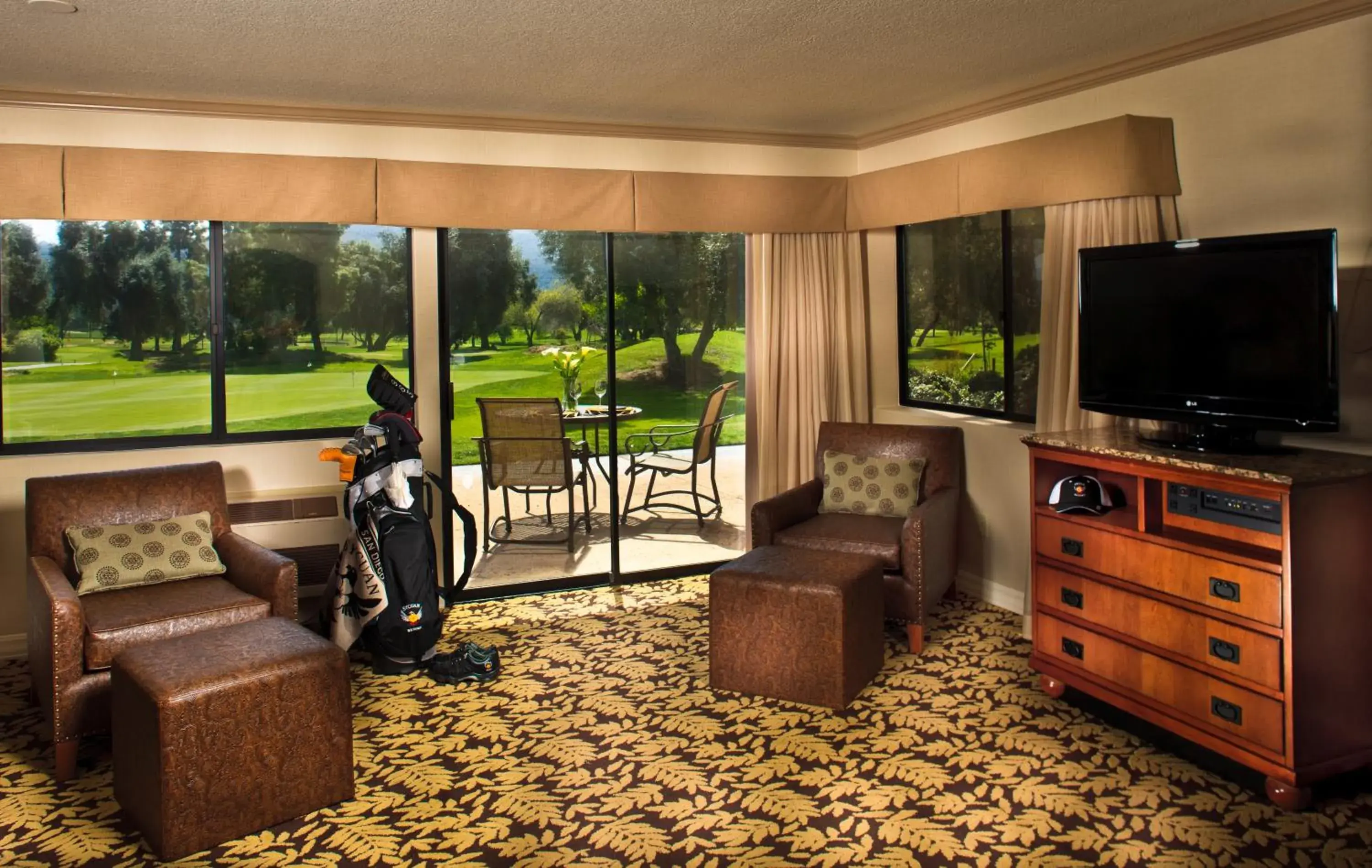 Seating Area in Singing Hills Golf Resort at Sycuan