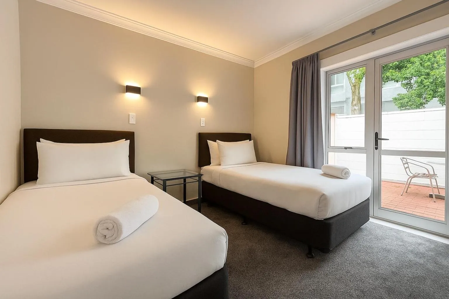 Bedroom, Bed in Barclay Motel