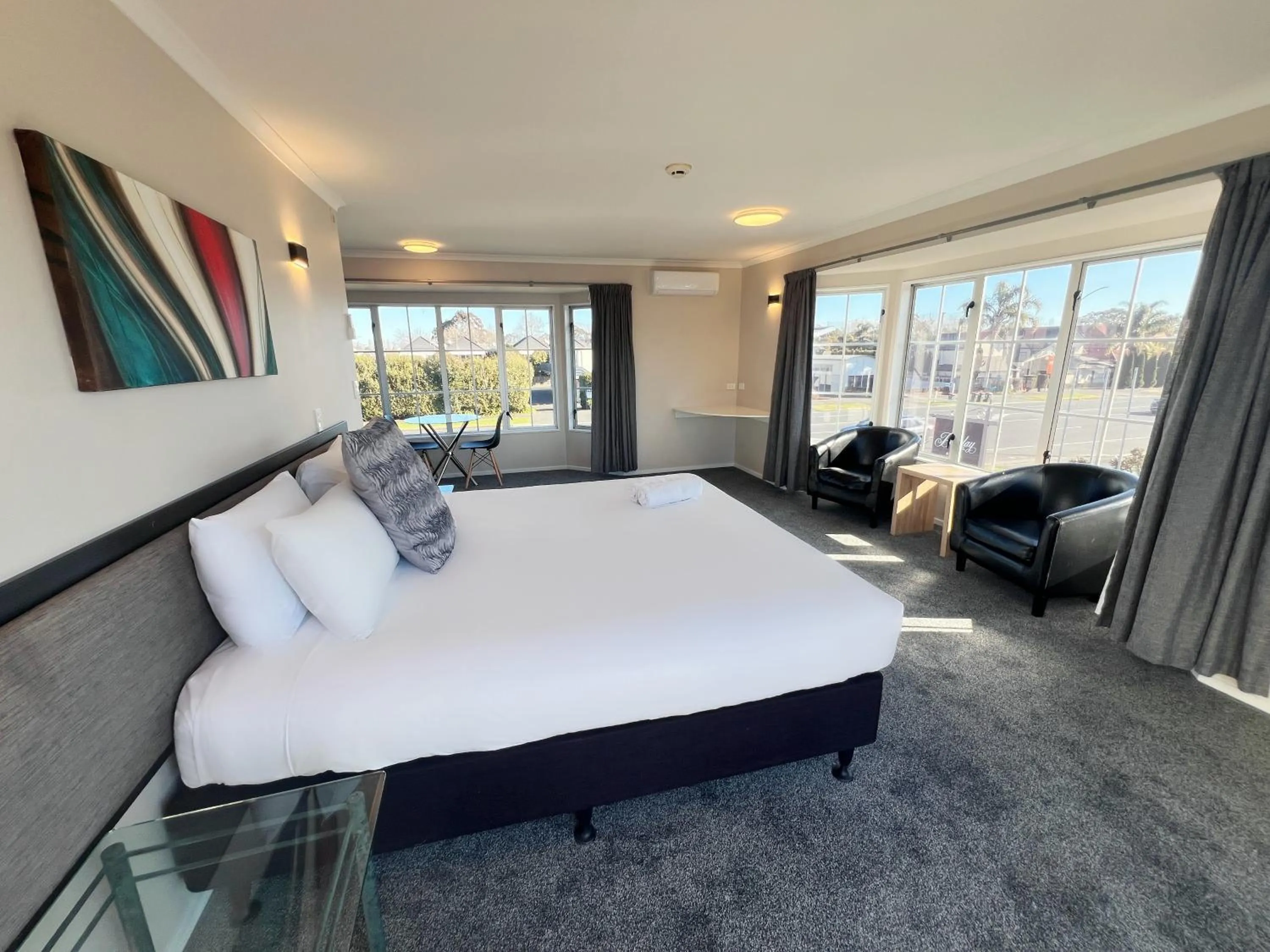 Bed in Barclay Motel