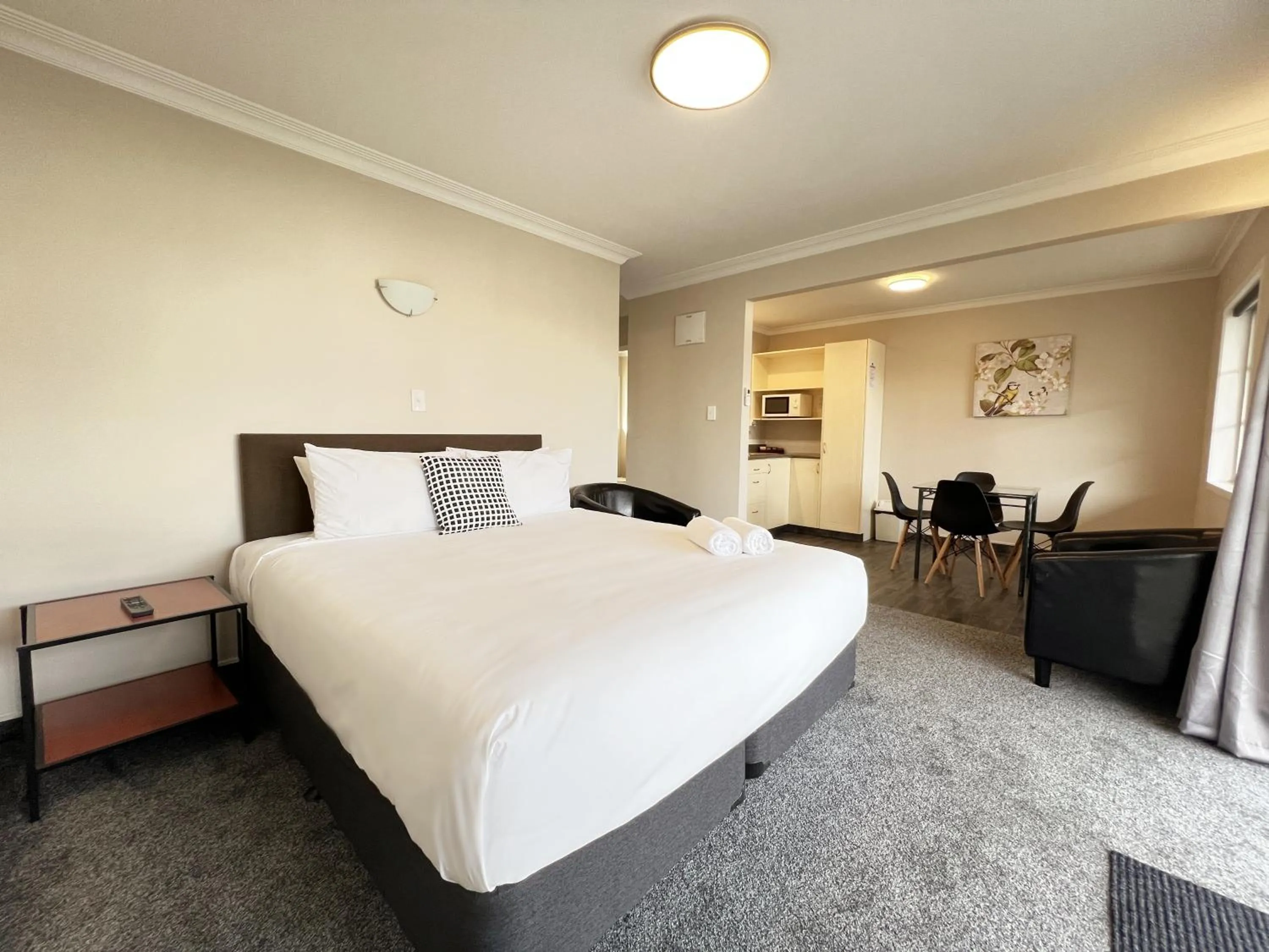 Bed in Barclay Motel