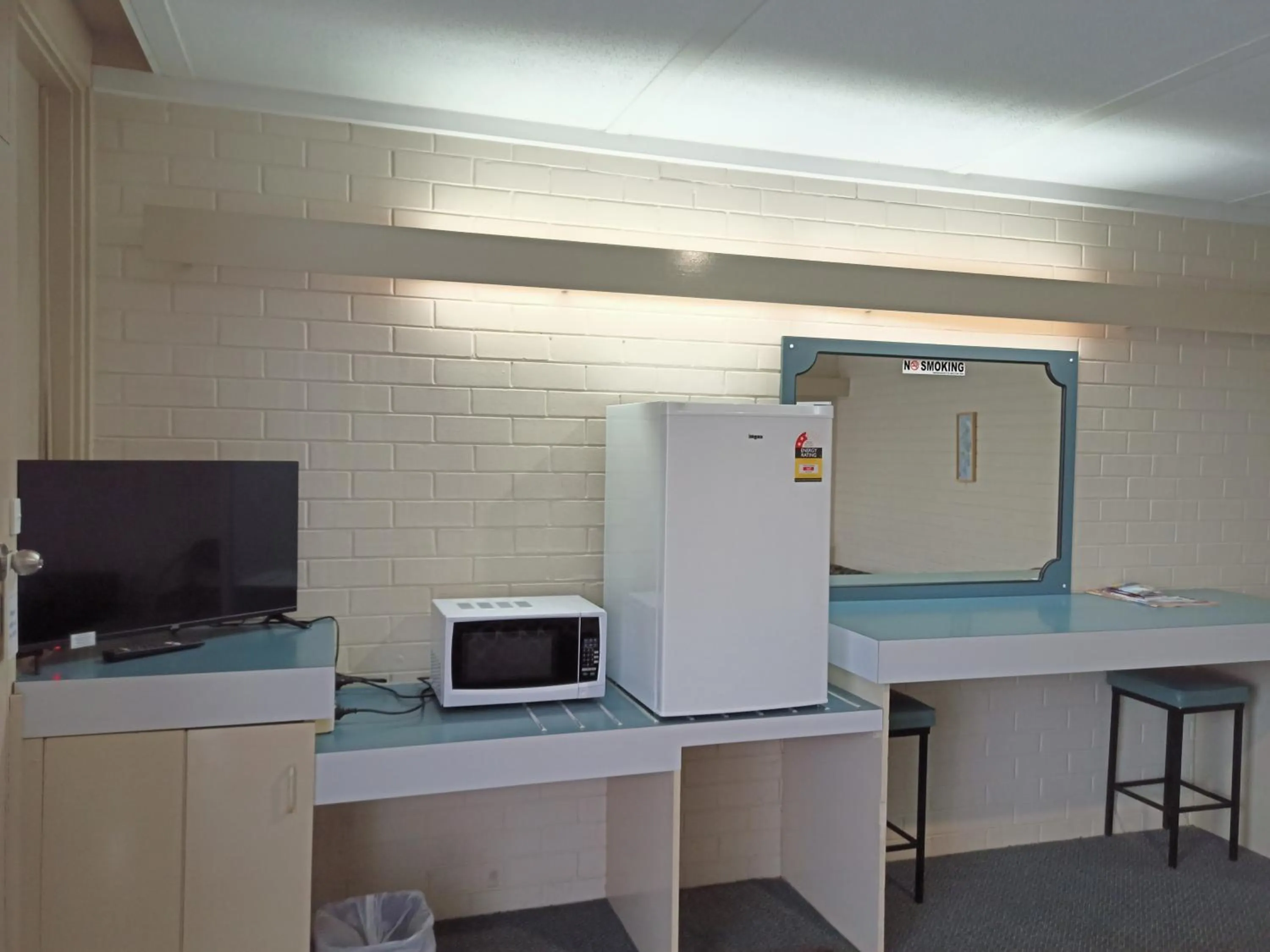 minibar in Wangaratta Motor Inn