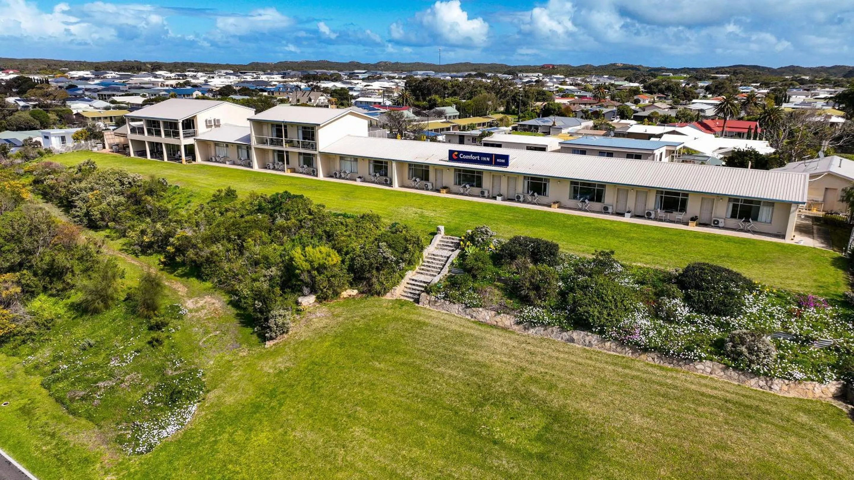 Property building in Comfort Inn Robe