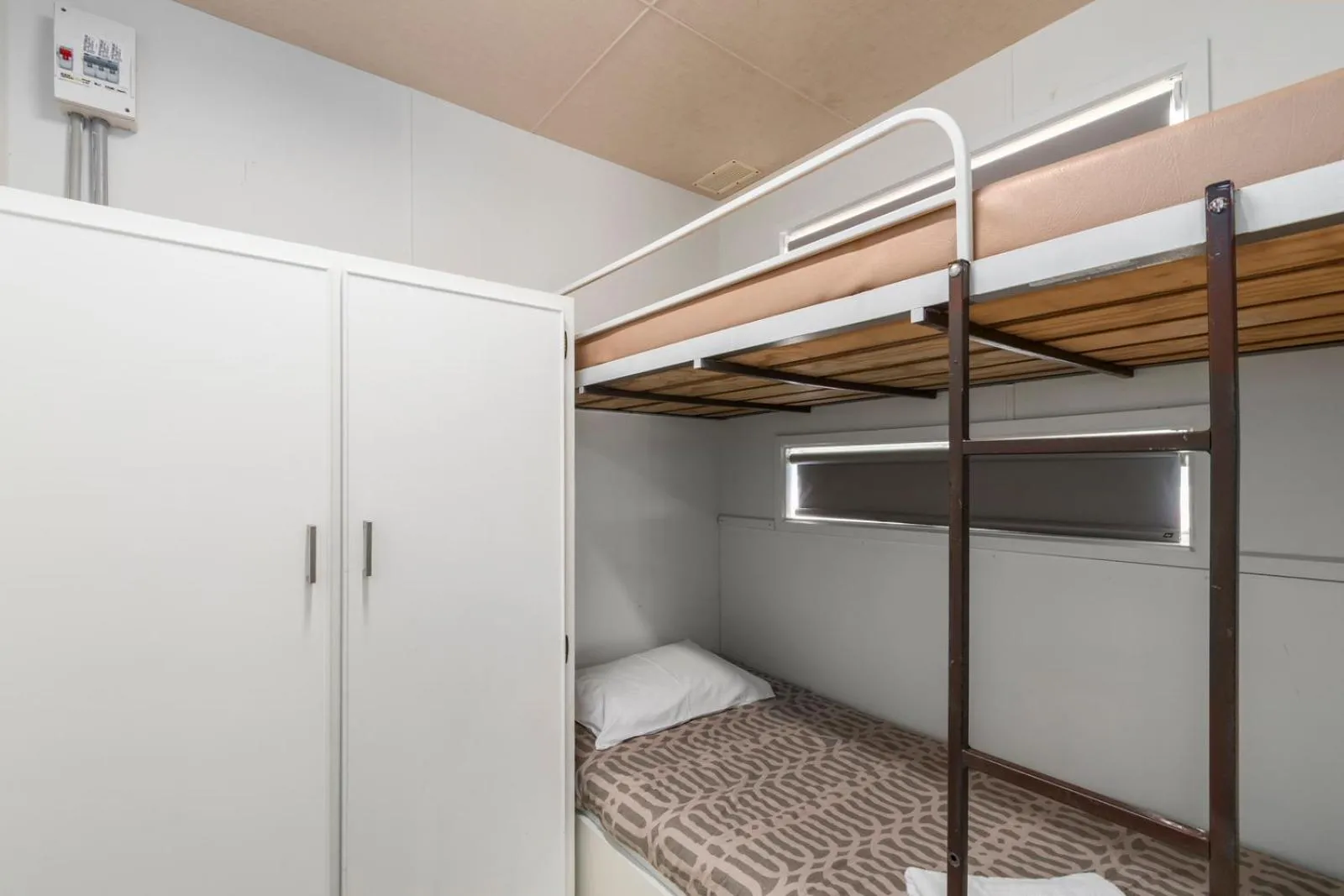 Bedroom, Bed in Ingenia Holidays Eden Beachfront