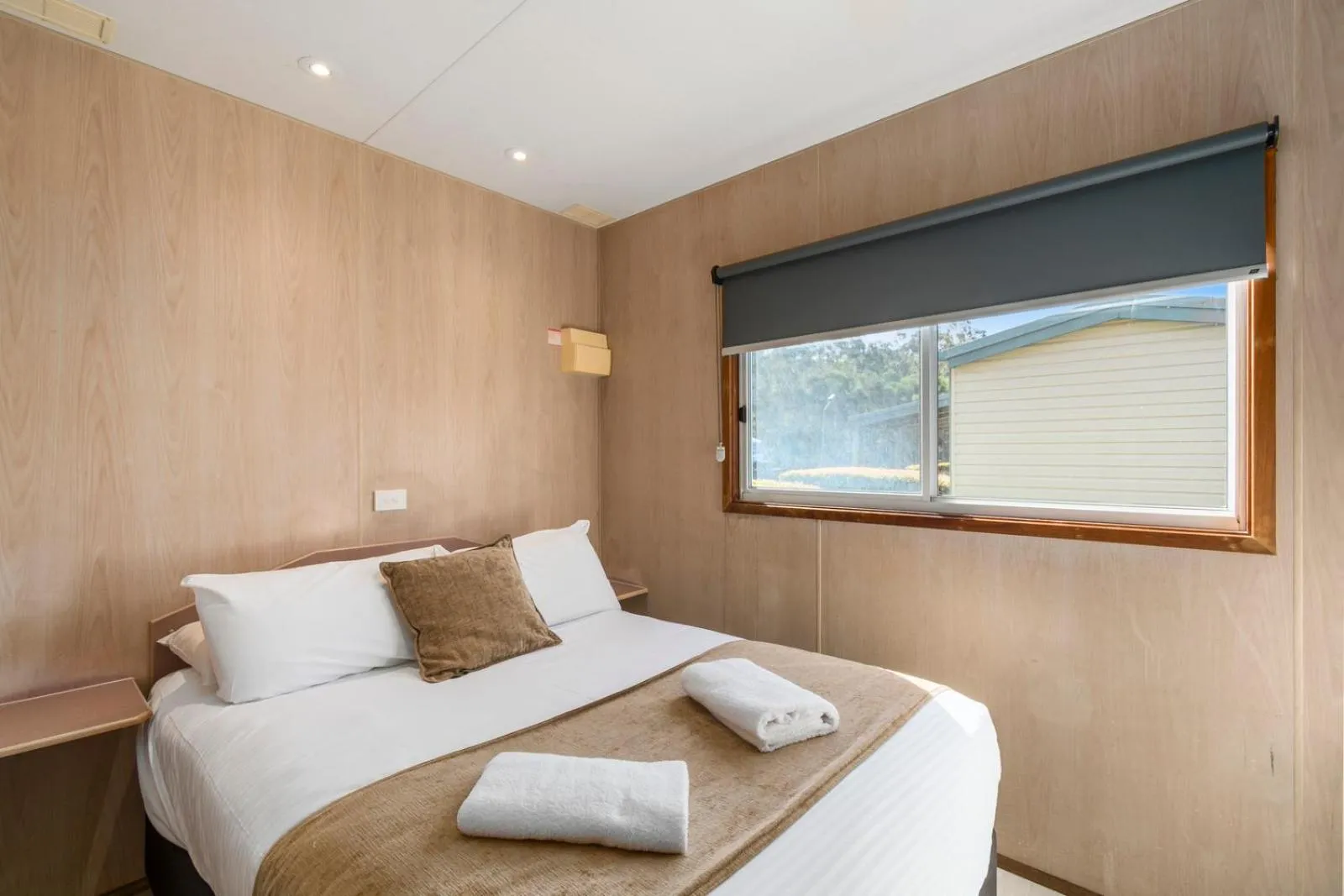 Bedroom, Bed in Ingenia Holidays Eden Beachfront