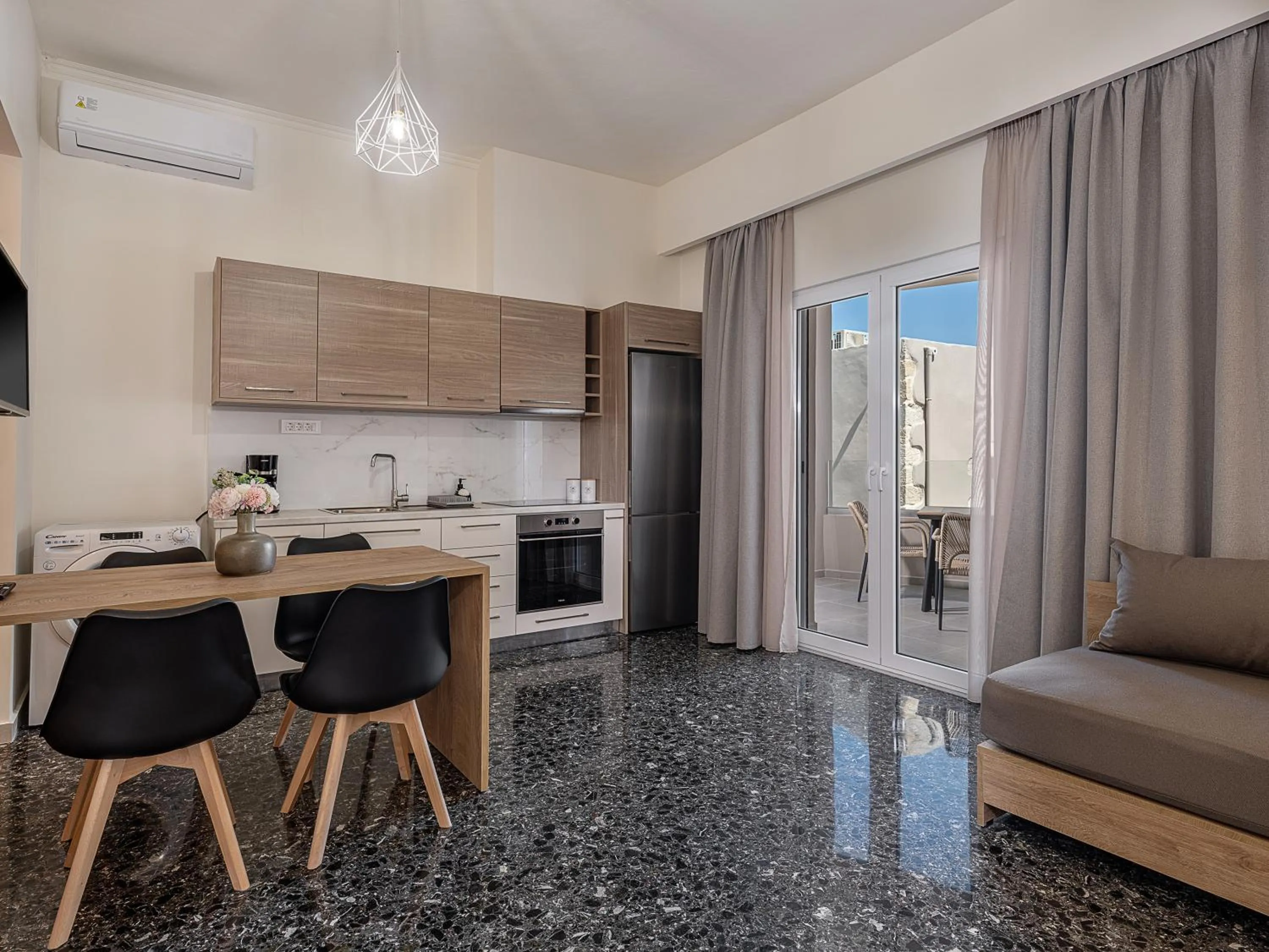 Kitchen or kitchenette in Casa D'Irene Deluxe Hotel