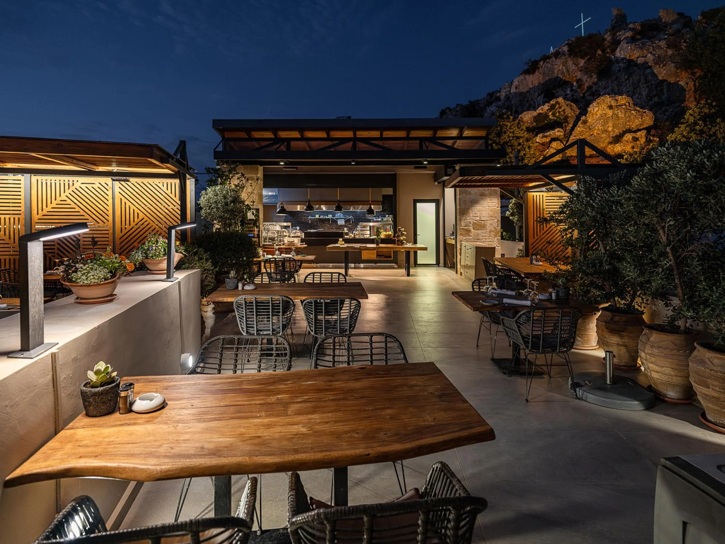 Restaurant/places to eat in Casa D'Irene Deluxe Hotel