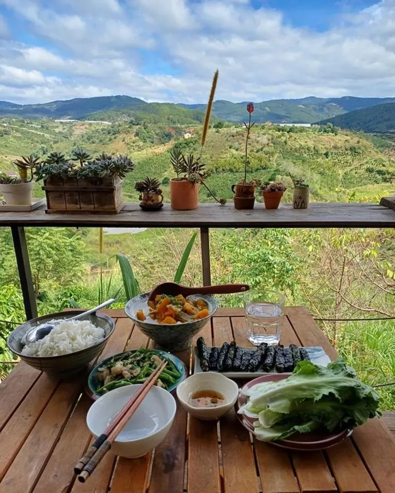 Restaurant/places to eat in Midori Heritage Coffee Farm