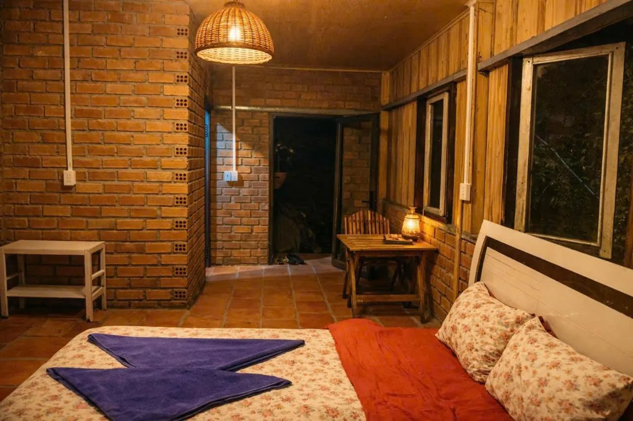 Bed in Midori Heritage Coffee Farm