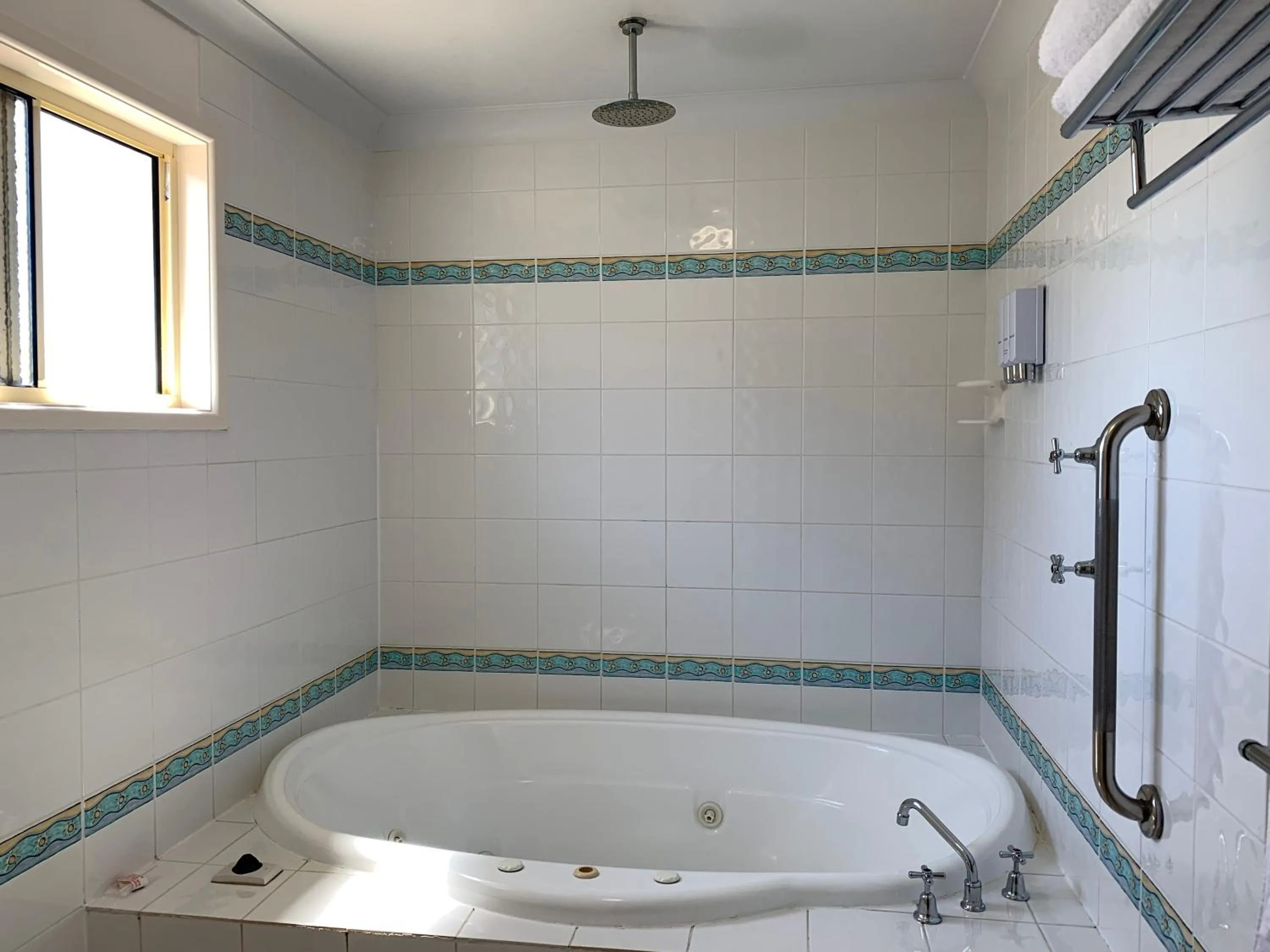 Bathroom in Silo Motor Inn Biloela