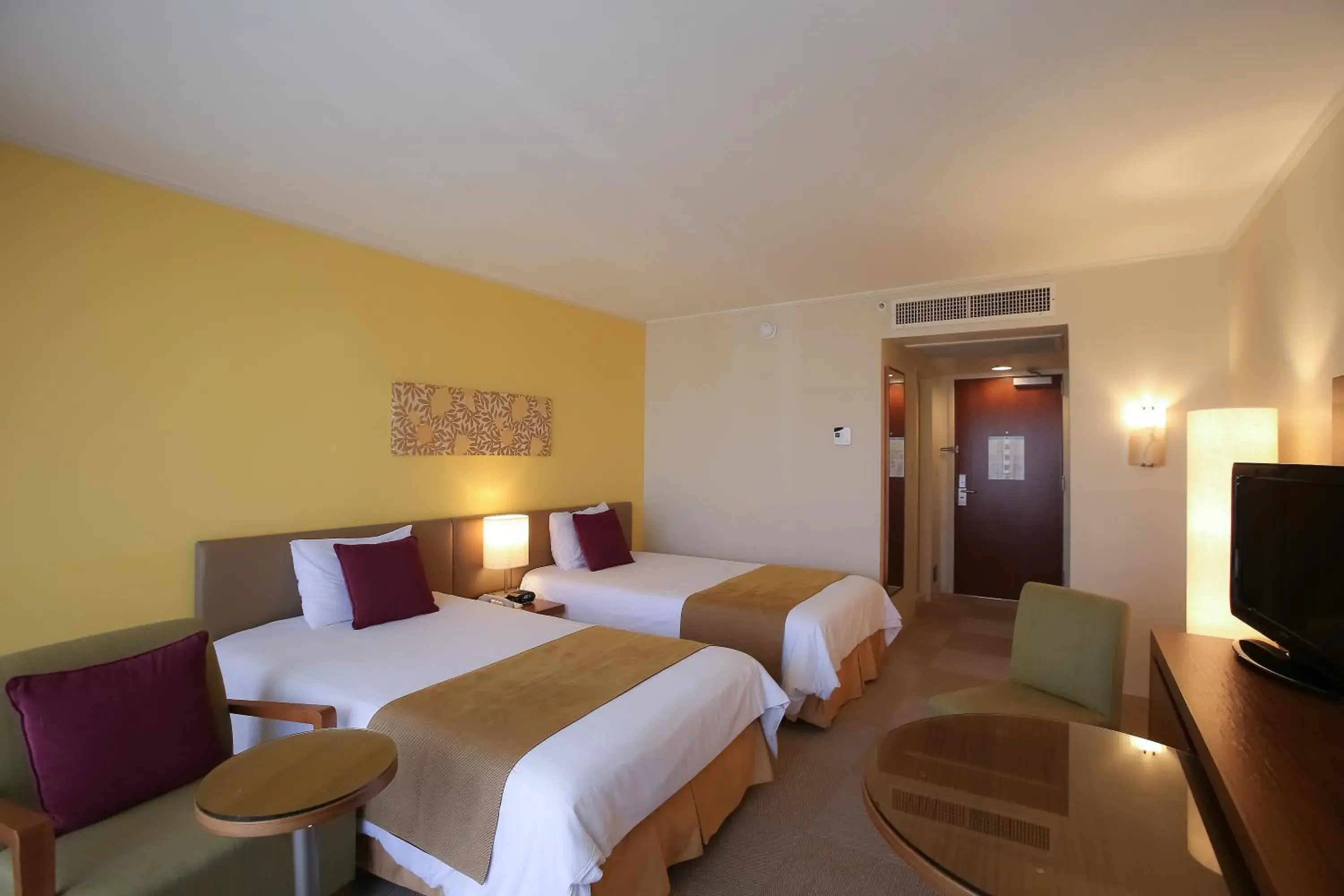 Photo of the whole room, Bed in Guam Reef Hotel Photo of the whole room, Bed in Guam Reef Hotel