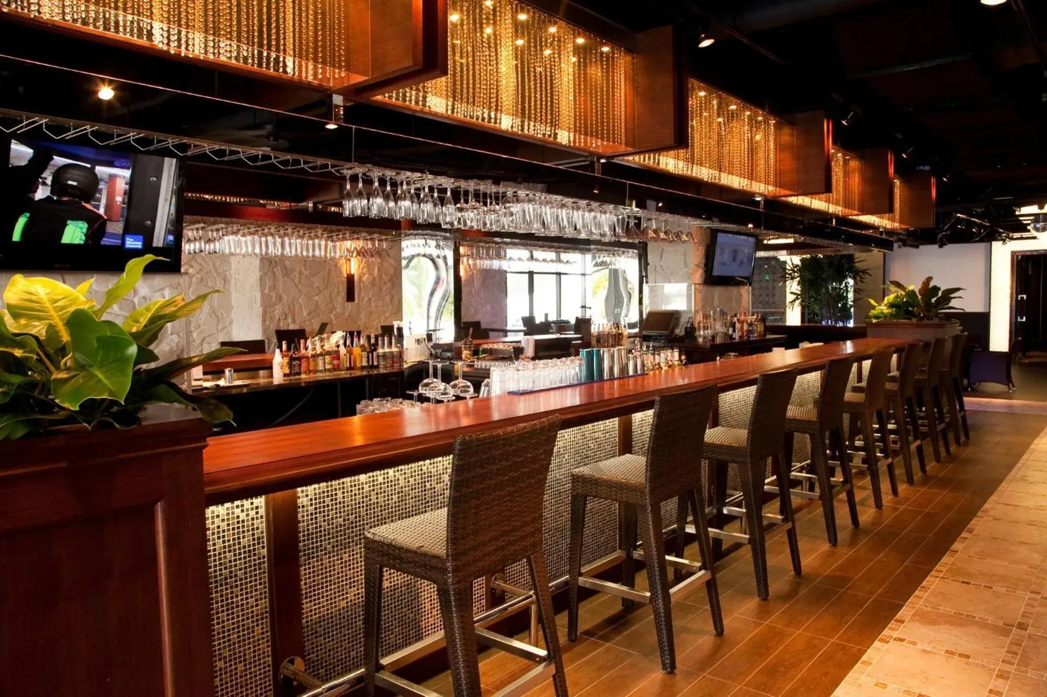 Restaurant/places to eat in Guam Reef Hotel Restaurant/places to eat in Guam Reef Hotel