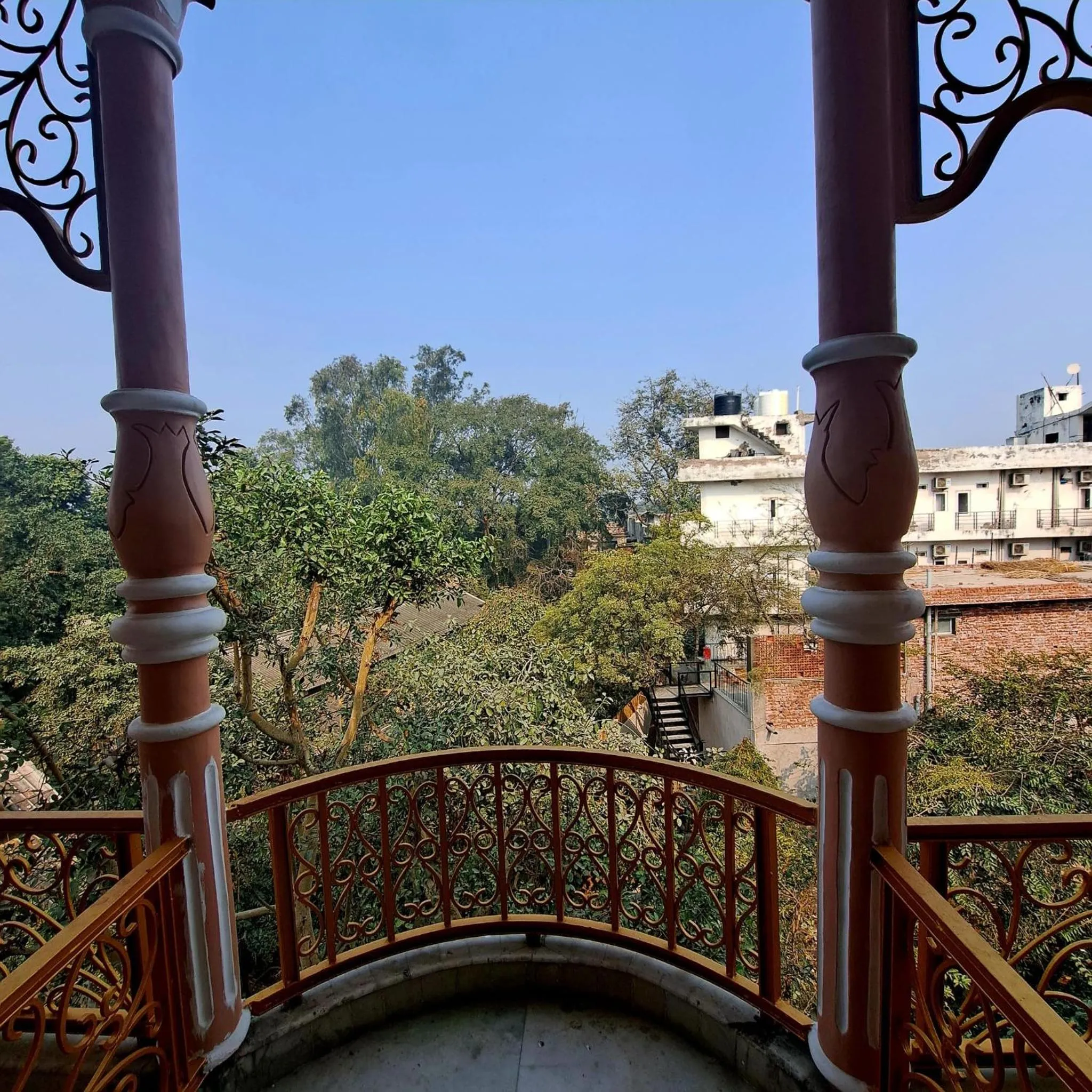 Ray of Maya near to taj mahal