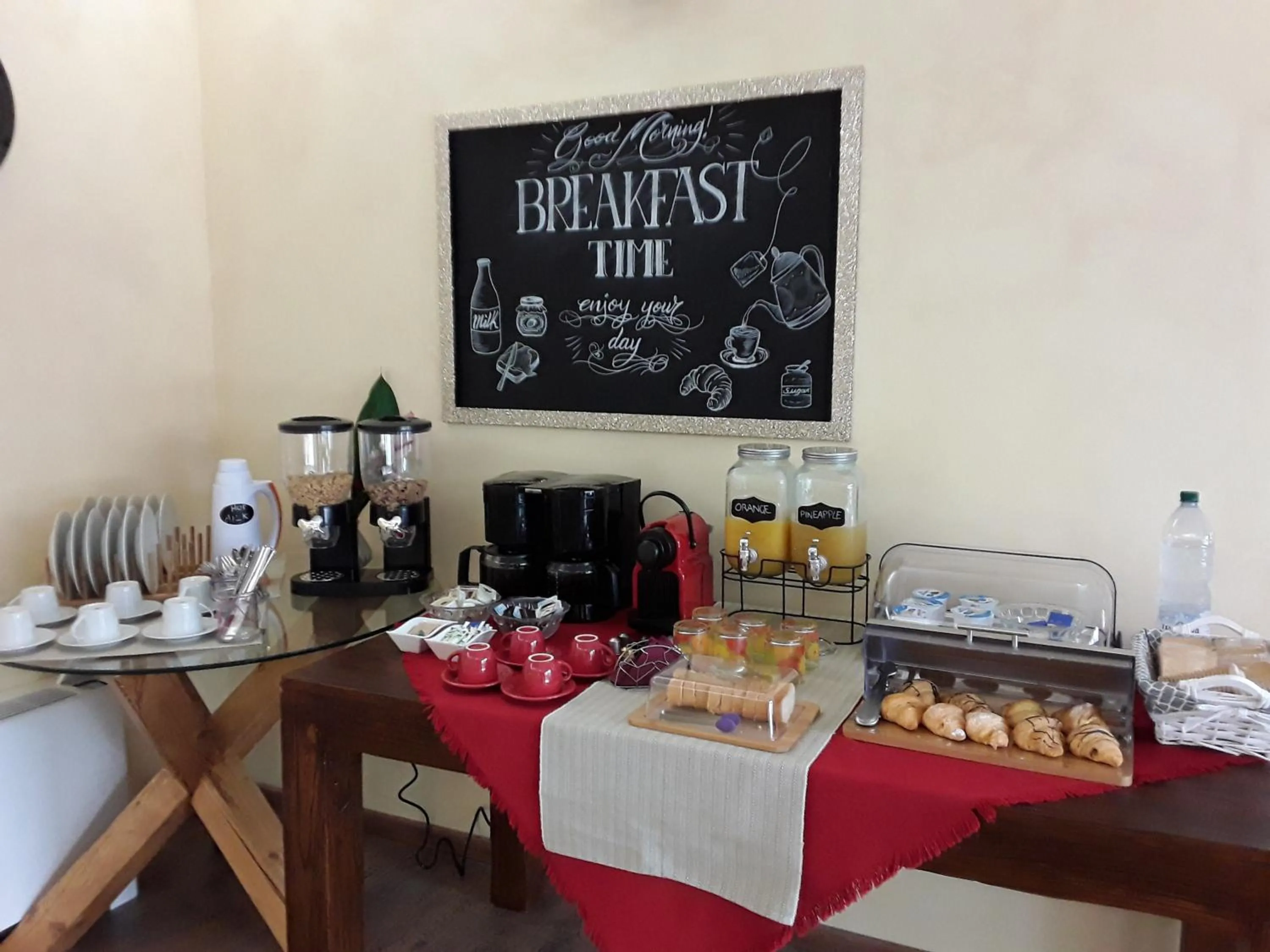 Breakfast in Red Lion Guest House