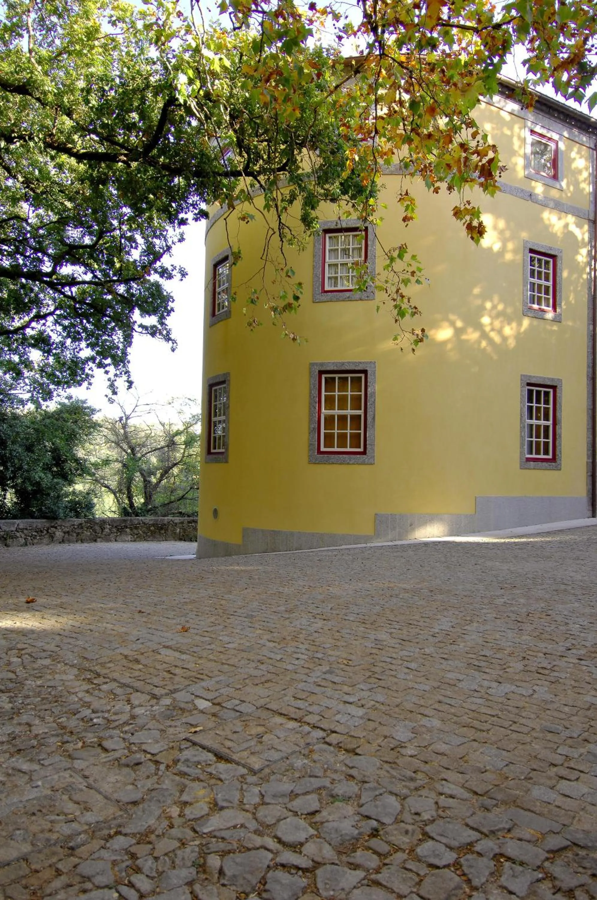 Facade/entrance in Hotel do Lago